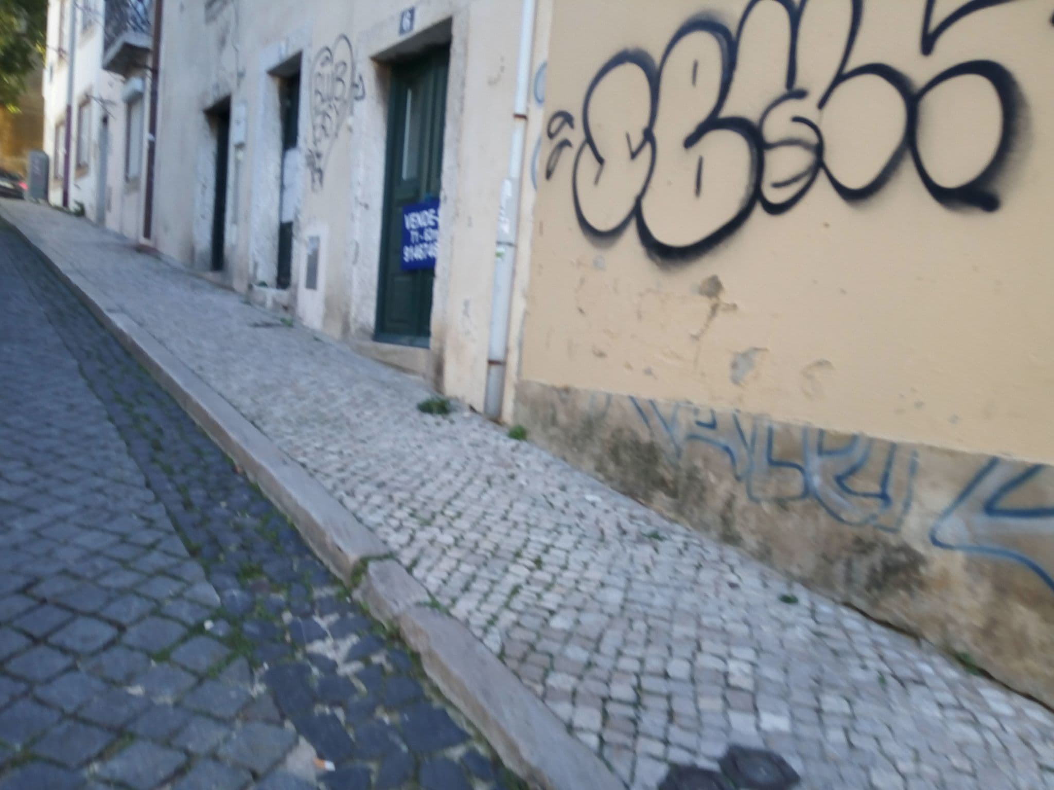 Street view near São Vicente Alfama Hotel, Alfama — © mapfool (CC BY-SA · Mapillary)
