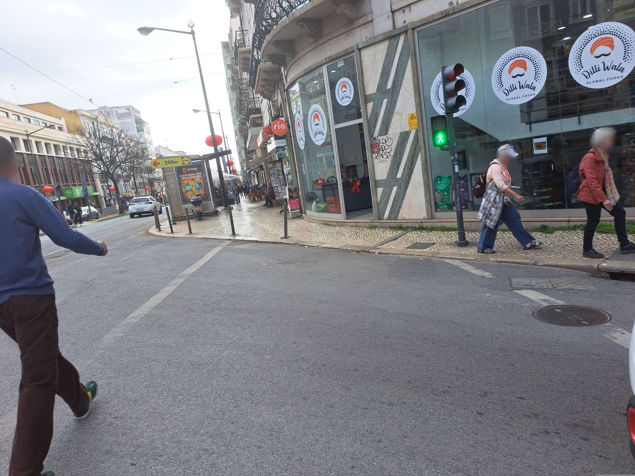 Street view near Lisbon Guest House, Intendente — © beer119 (CC BY-SA · Mapillary)