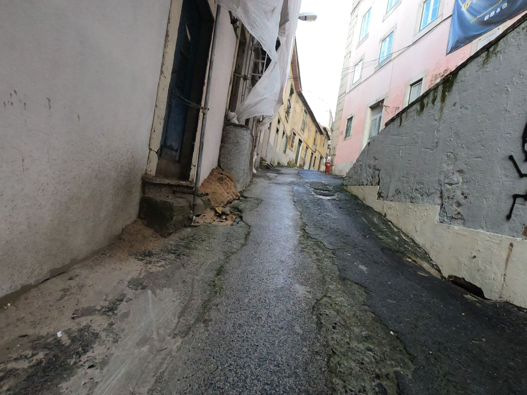 Street view near Rossio Studios, Baixa — © filohipo (CC BY-SA · Mapillary)