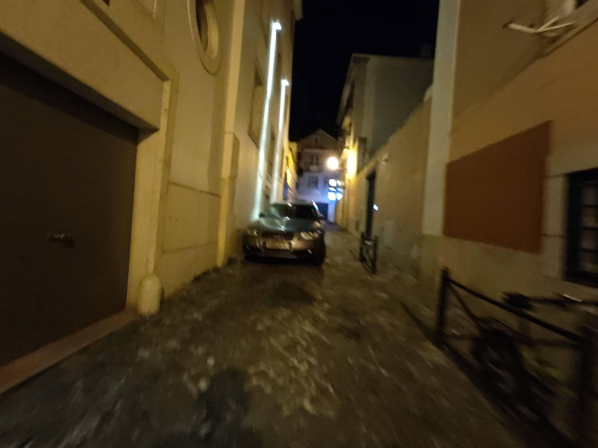Street view near Lisbon Five Stars Apartments Combro 77, Santos-o-Velho — © Attractor_Snowstorm (CC BY-SA · Mapillary)