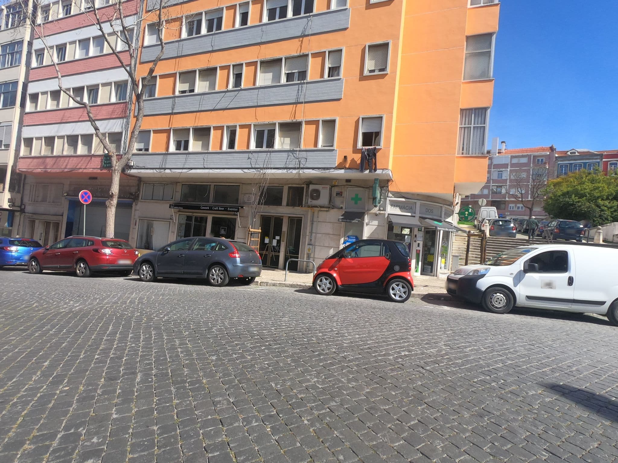 Street view near Lisbonne Appartements, Lisbon — © filohipo (CC BY-SA · Mapillary)