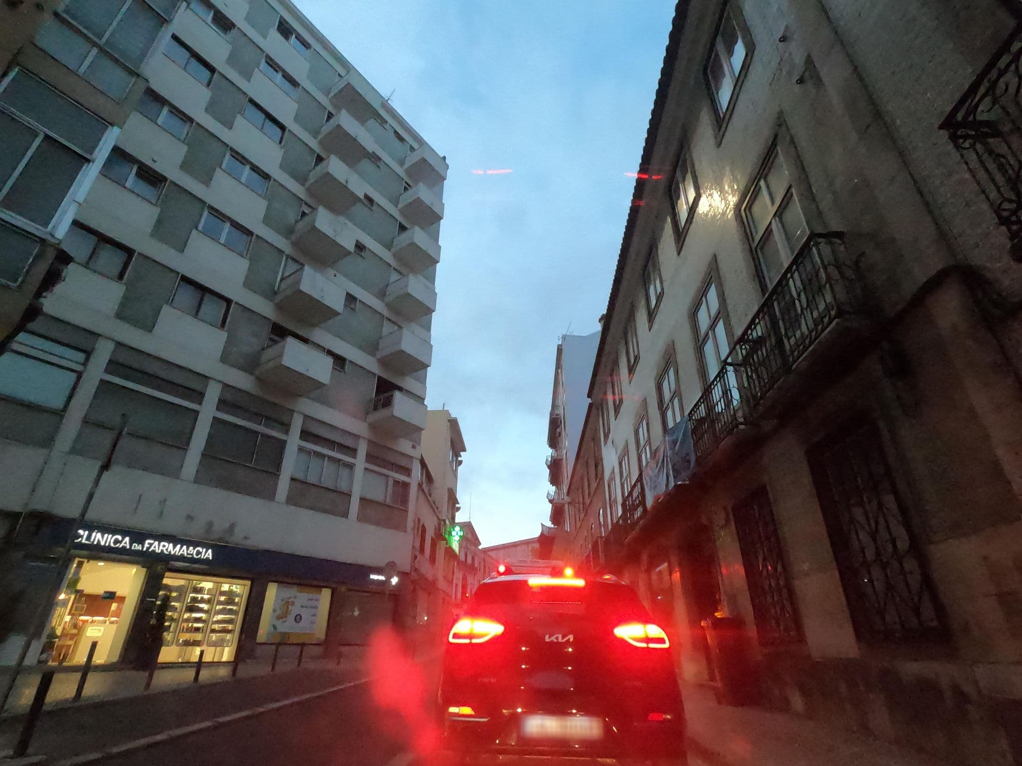 Street view near Wallis Guest House IV, Principe Real — © filohipo (CC BY-SA · Mapillary)