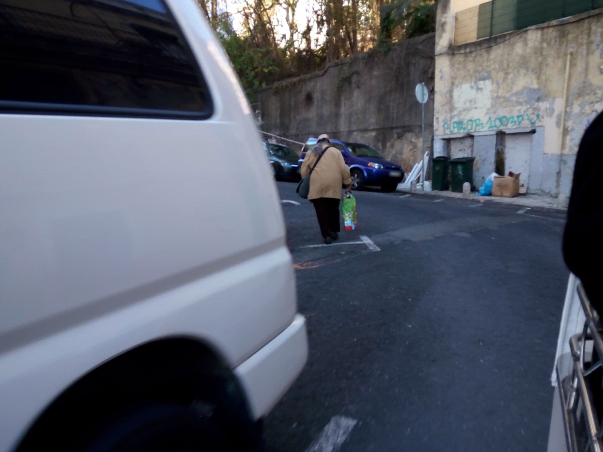 Street view near Hostel Asian Everest House, Intendente — © mapfool (CC BY-SA · Mapillary)