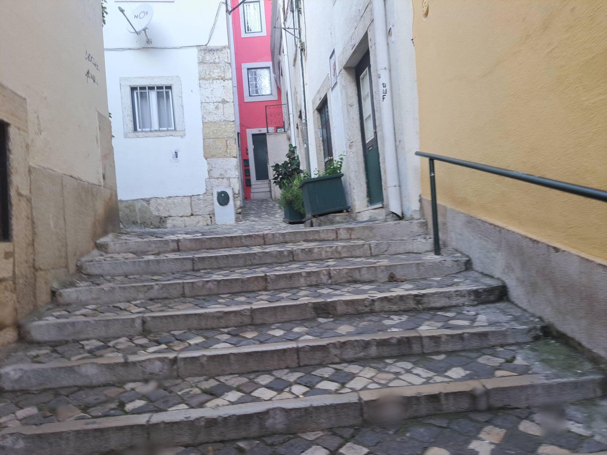 Street view near Josander-Sociedade de Hotelaria e Turismo, Alfama — © beer119 (CC BY-SA · Mapillary)