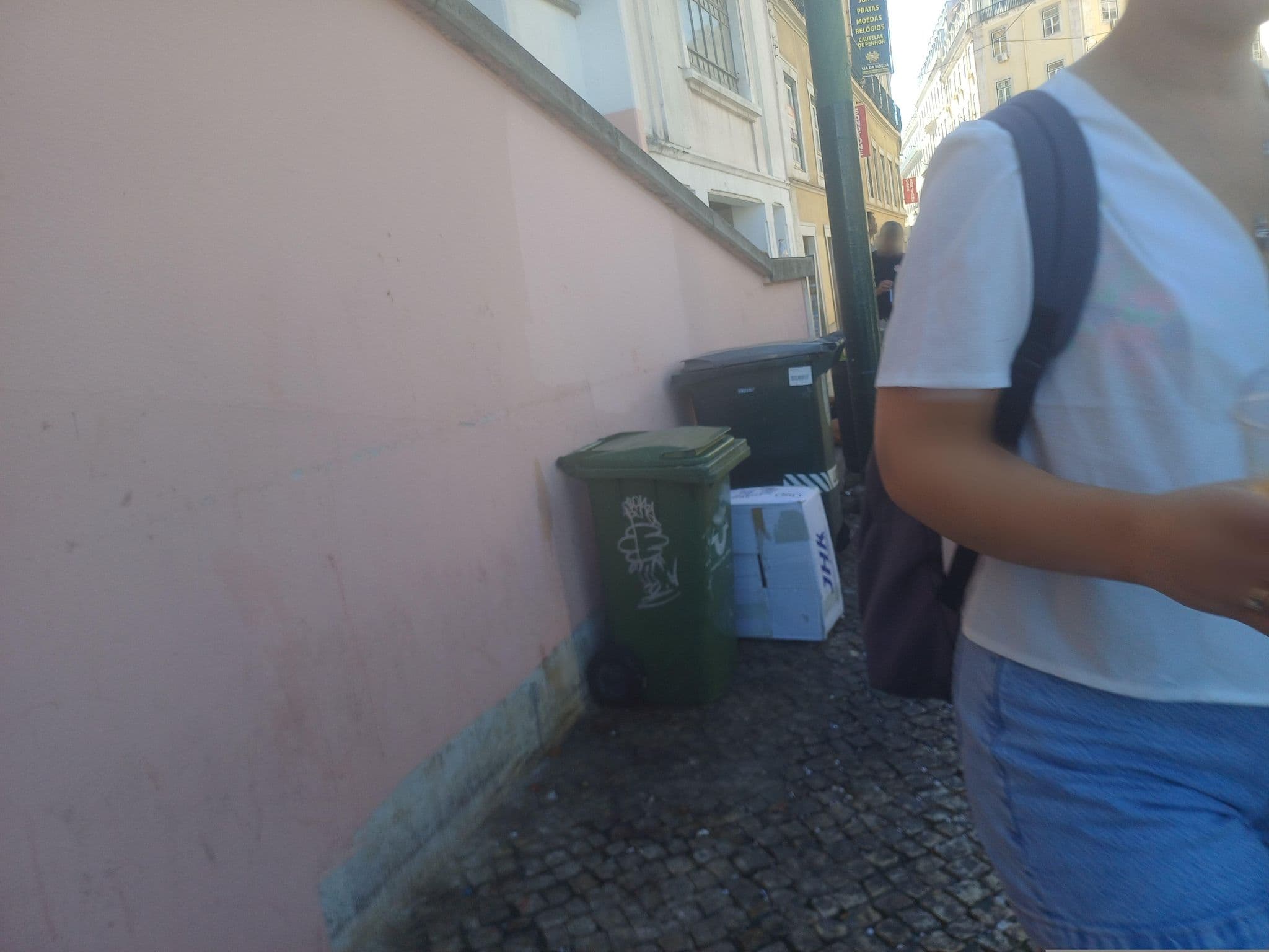 Street view near Casa Moniz, Baixa — © beer119 (CC BY-SA · Mapillary)
