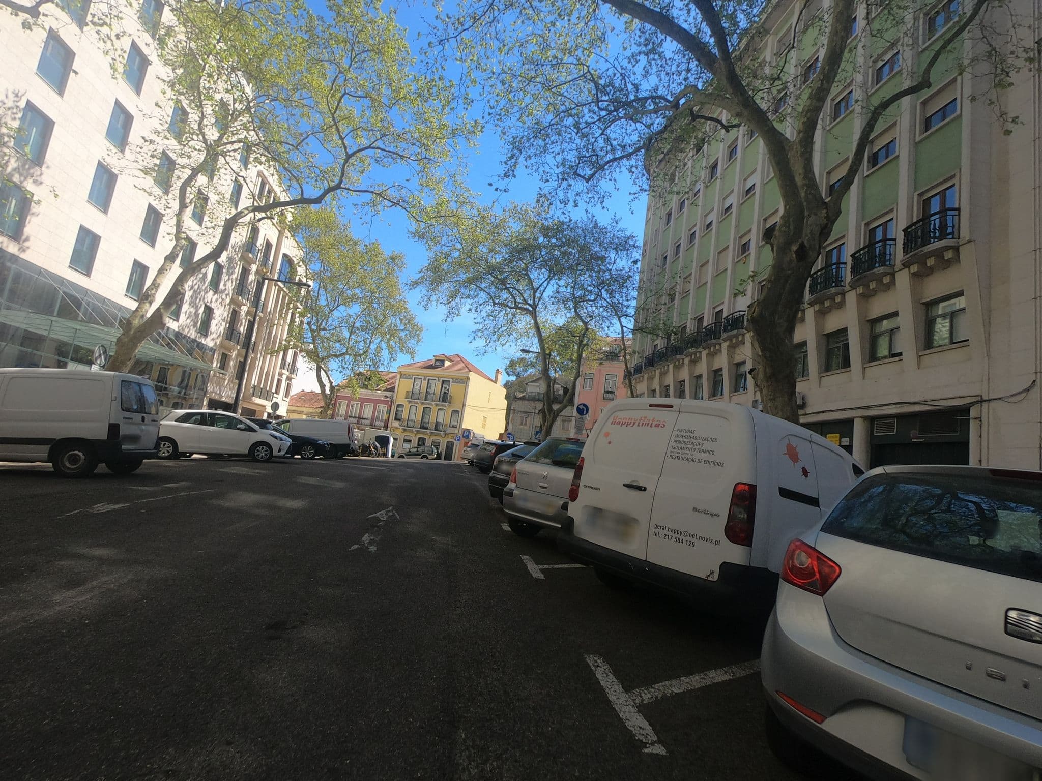Street view near RoOm 506, Principe Real — © filohipo (CC BY-SA · Mapillary)