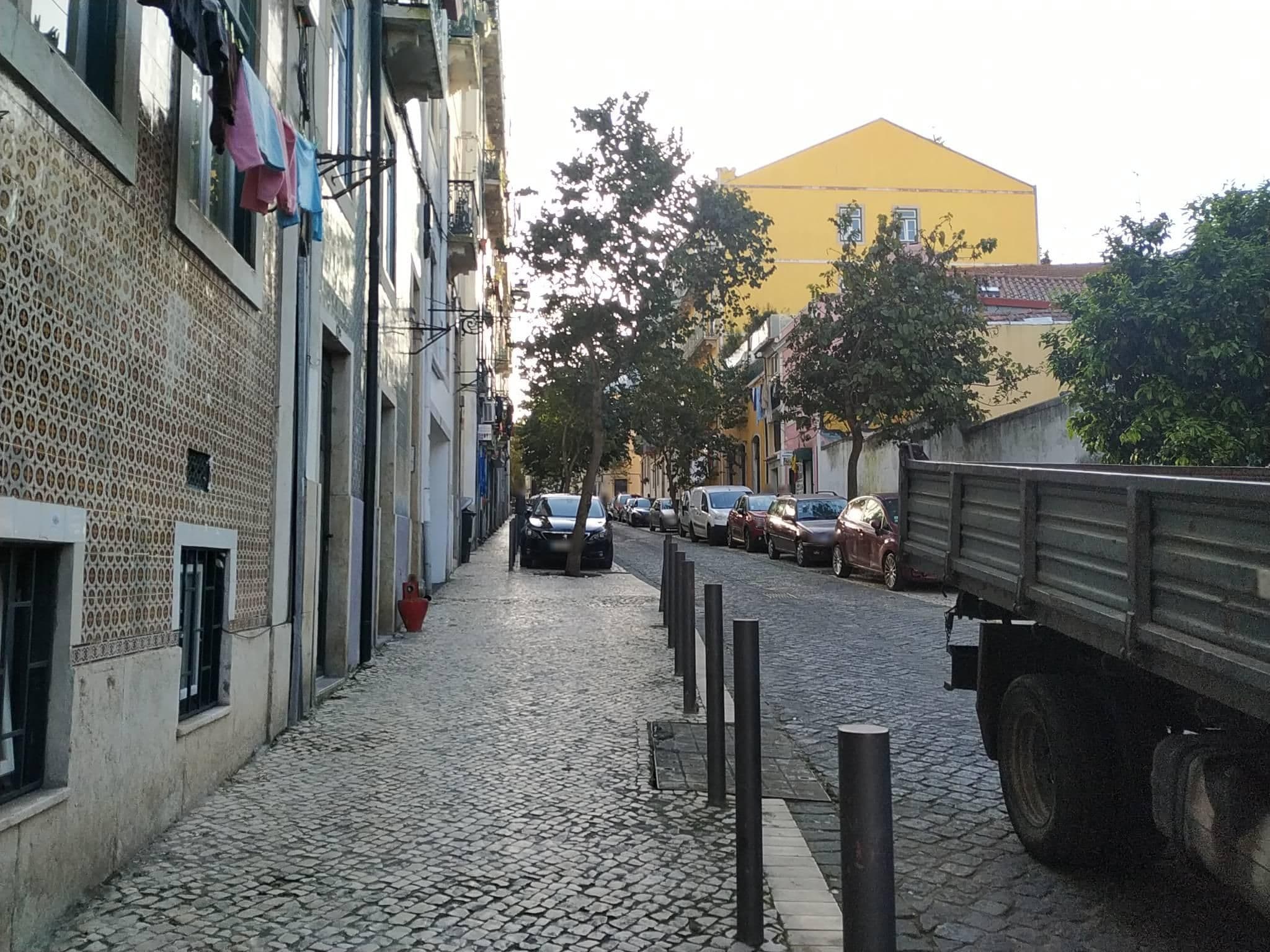 Street view near Enjoy Mouraria Apartments, Graça — © filohipo (CC BY-SA · Mapillary)