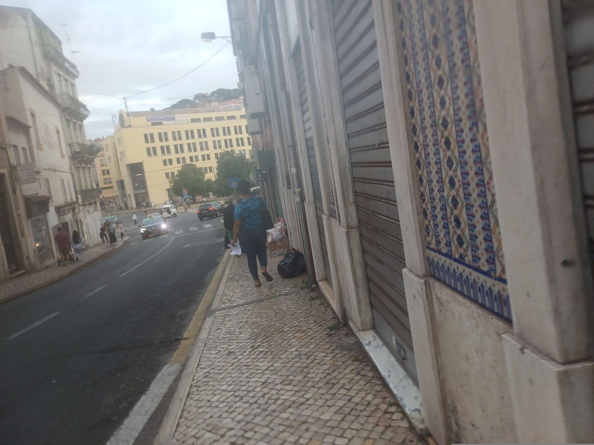Street view near Beato Morgado & Roque, Intendente — © beer119 (CC BY-SA · Mapillary)