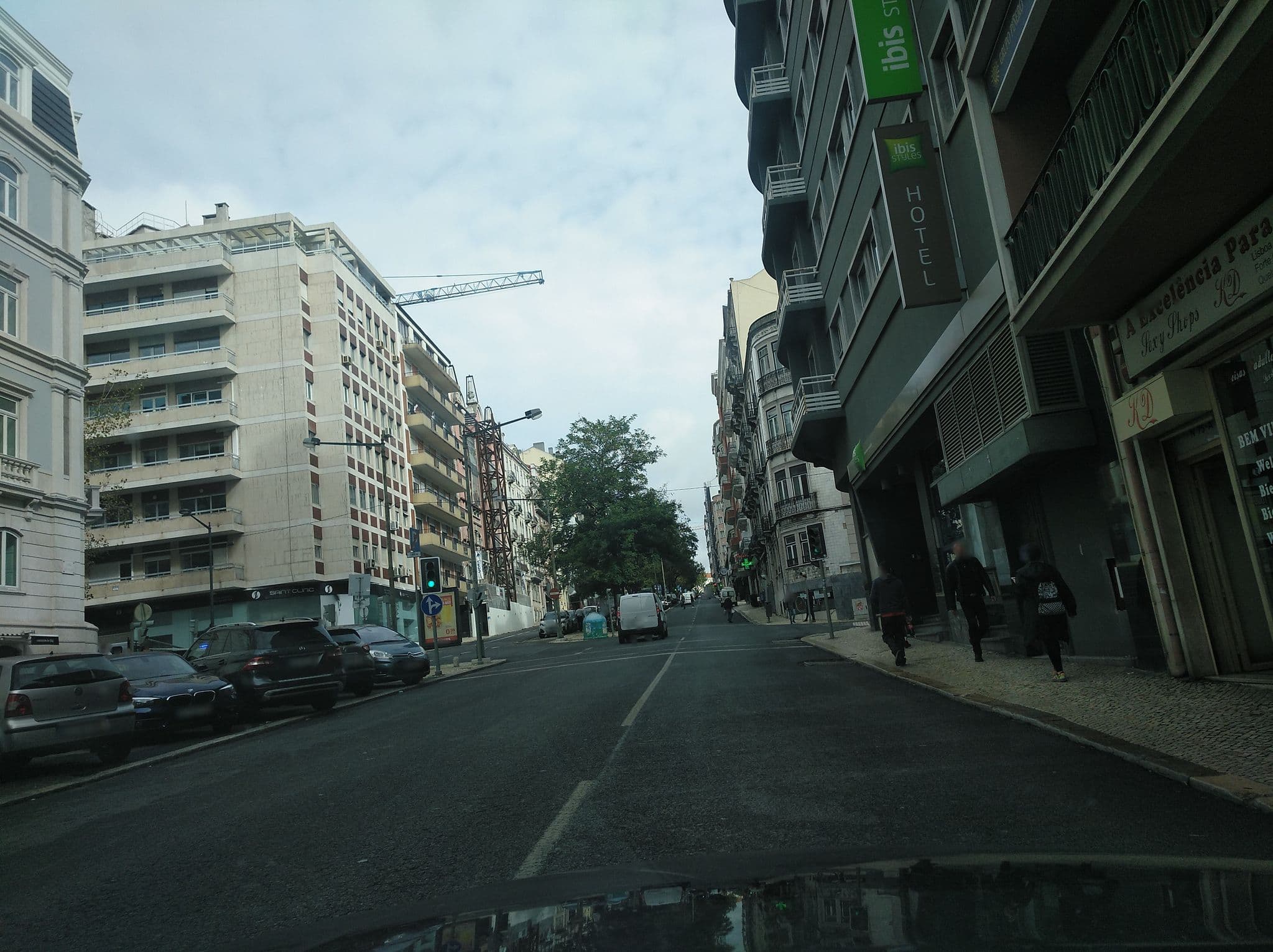 Street view near Comfort Inn Embaixador, Lisbon — © filohipo (CC BY-SA · Mapillary)