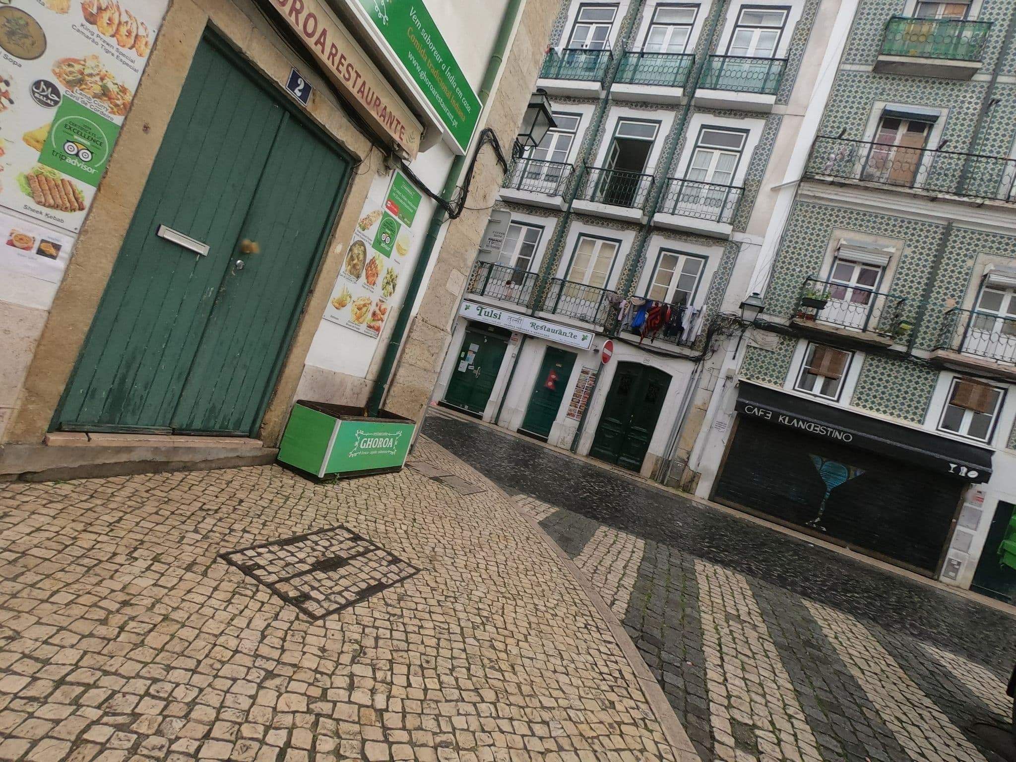 Street view near Diamond Guest House, Intendente — © filohipo (CC BY-SA · Mapillary)