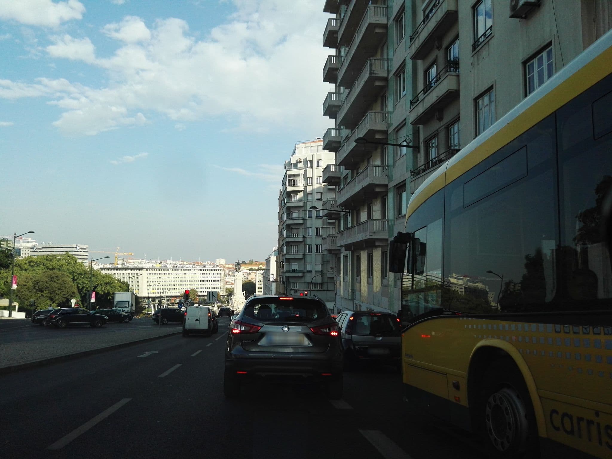 Street view near Magnolia Guesthouse, Lisbon — © filipegraciosa (CC BY-SA · Mapillary)