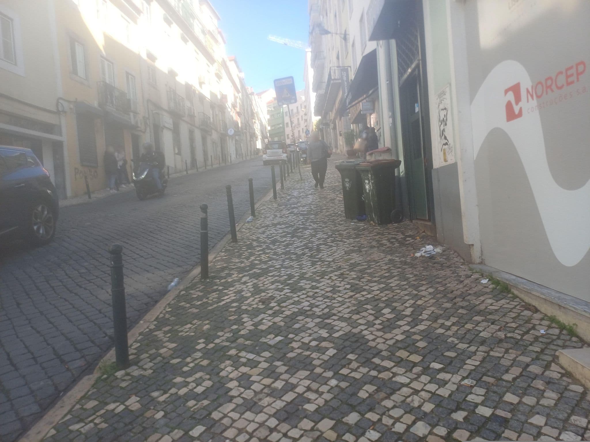 Street view near Apartments Telhal 4D, Intendente — © beer119 (CC BY-SA · Mapillary)