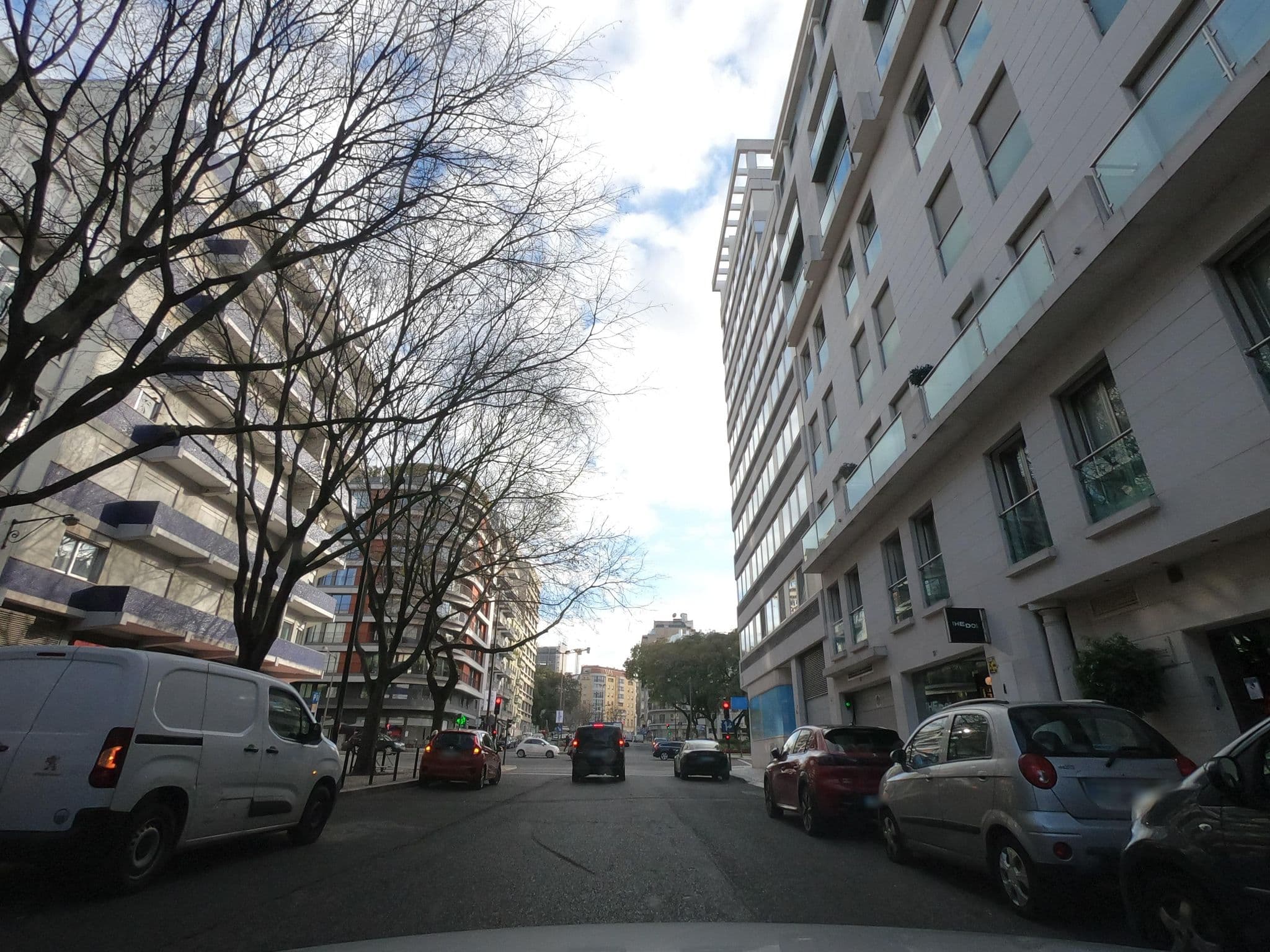 Street view near Lisbon Guest Room, São Sebastião da Pedreira — © filohipo (CC BY-SA · Mapillary)