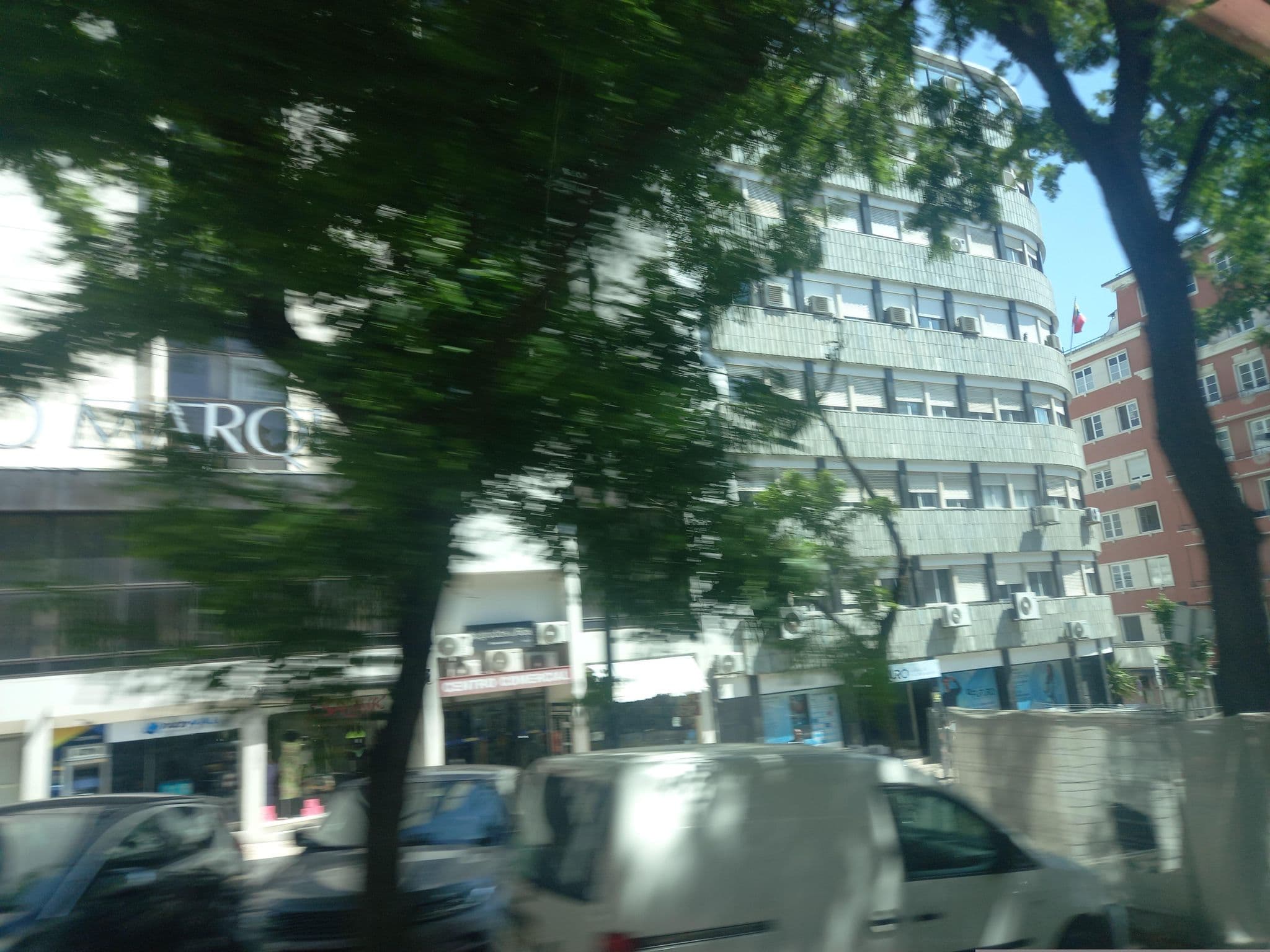 Street view near Aparthotel Vila Real de Lisboa S.A., Lisbon — © danielagos12 (CC BY-SA · Mapillary)