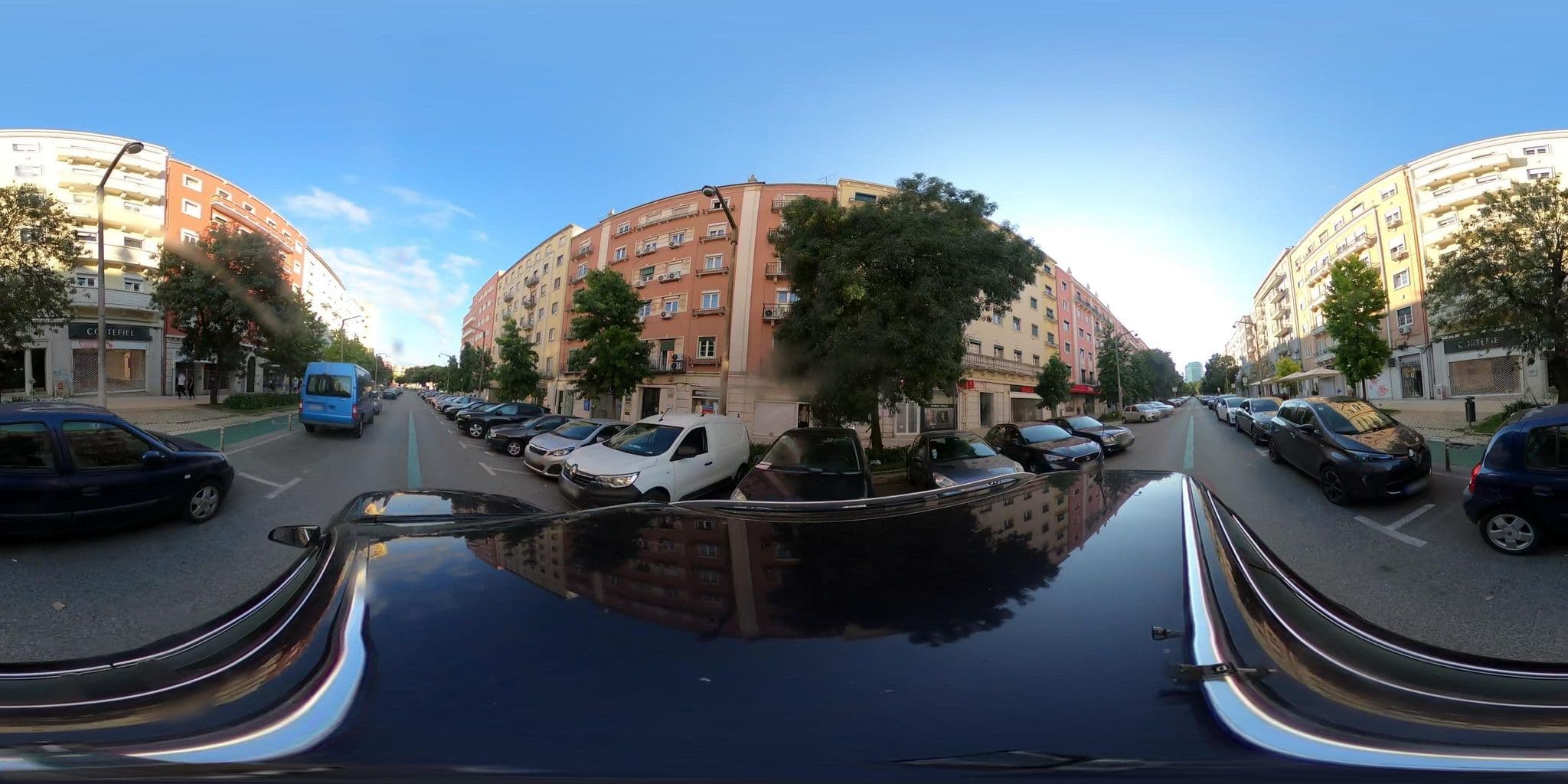 Street view near Mini Hostel in Lisbon, Areeiro — © filohipo (CC BY-SA · Mapillary)