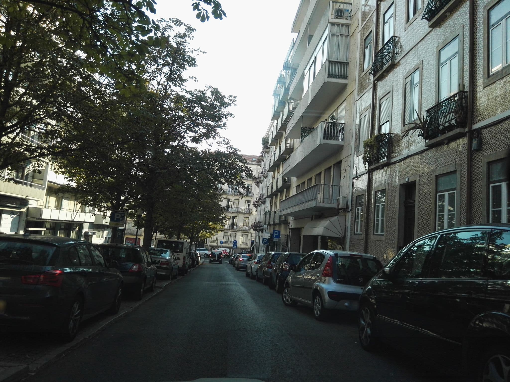 Street view near Unreal Hostel, São Sebastião da Pedreira — © filipegraciosa (CC BY-SA · Mapillary)