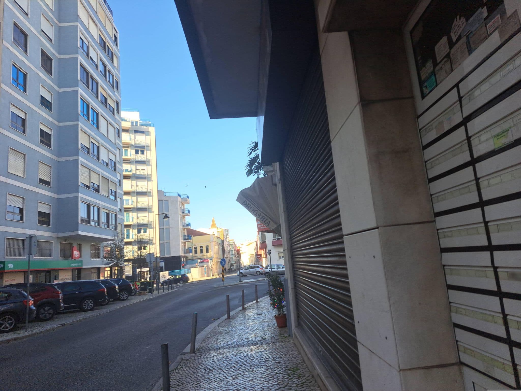 Street view near Barbosas, Actividades Hoteleiras, Chelas — © beer119 (CC BY-SA · Mapillary)