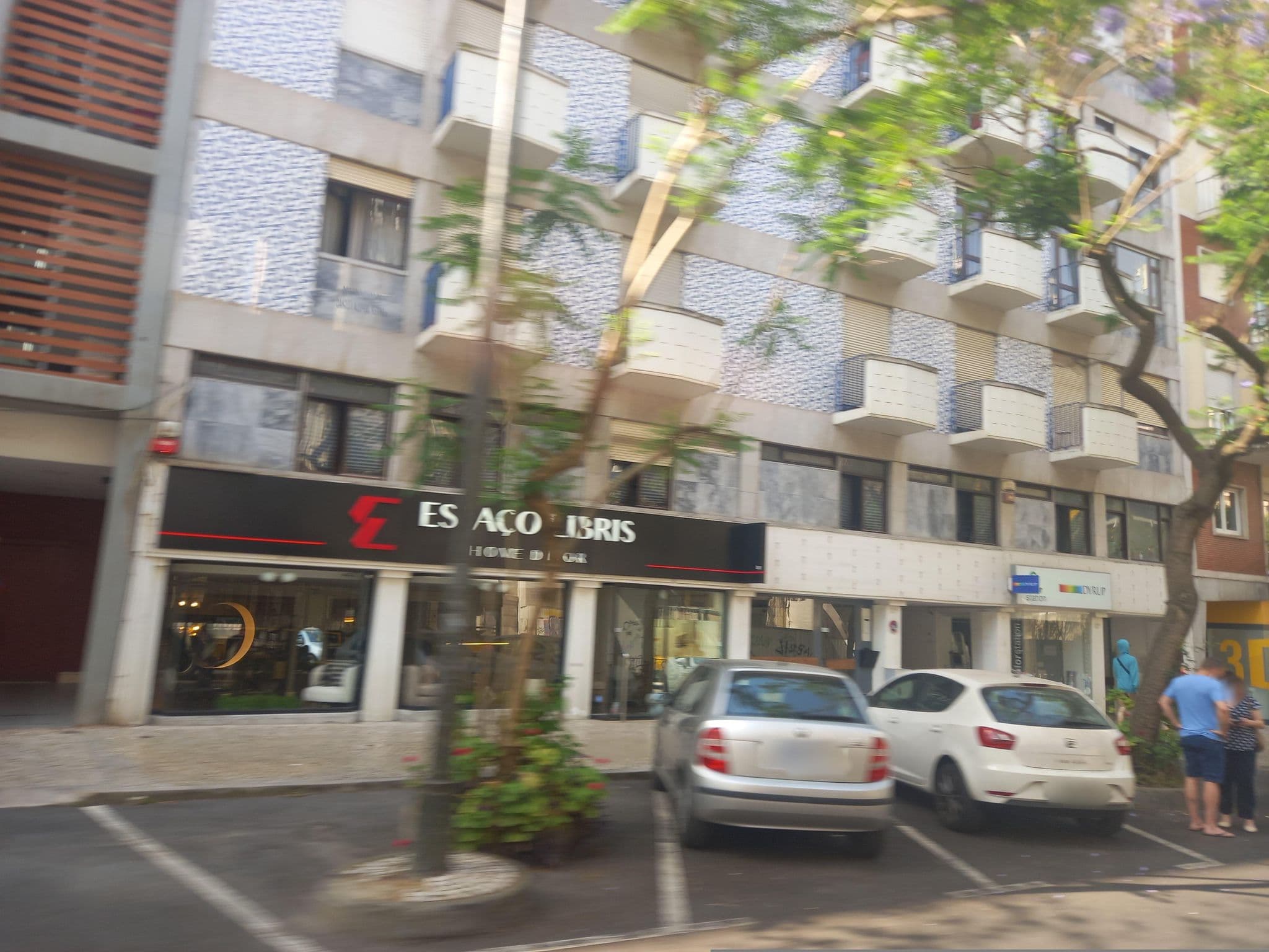 Street view near Parthotel - Sociedade de Investimentos Hoteleiros, São Sebastião da Pedreira — © danielagos12 (CC BY-SA · Mapillary)