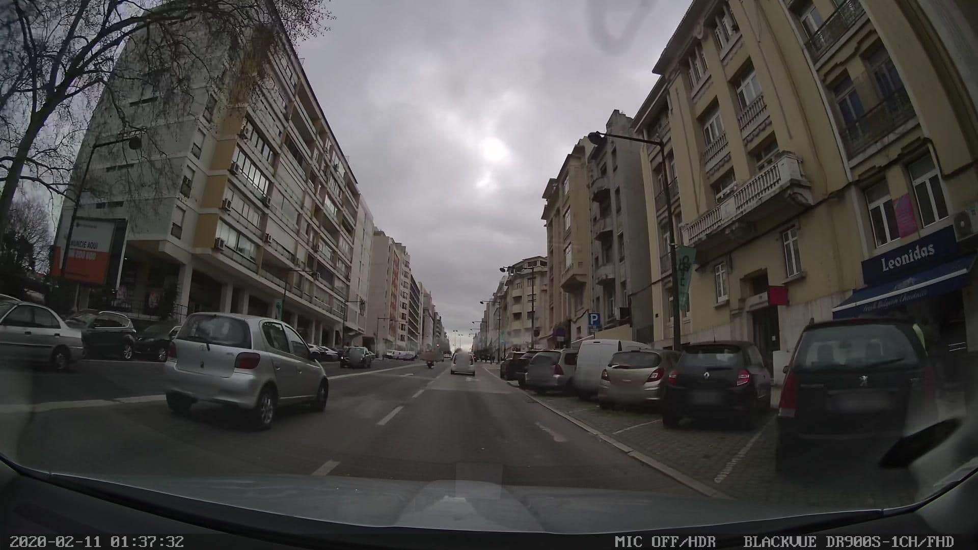 Street view near Apartment Palace, São Sebastião da Pedreira — © filipegraciosa (CC BY-SA · Mapillary)