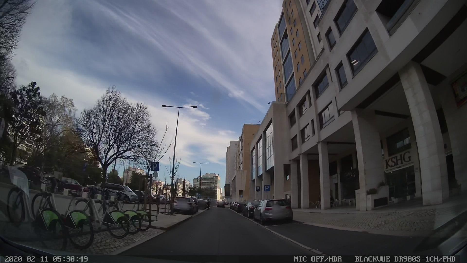 Street view near Le Jardin, Alvalade — © filipegraciosa (CC BY-SA · Mapillary)