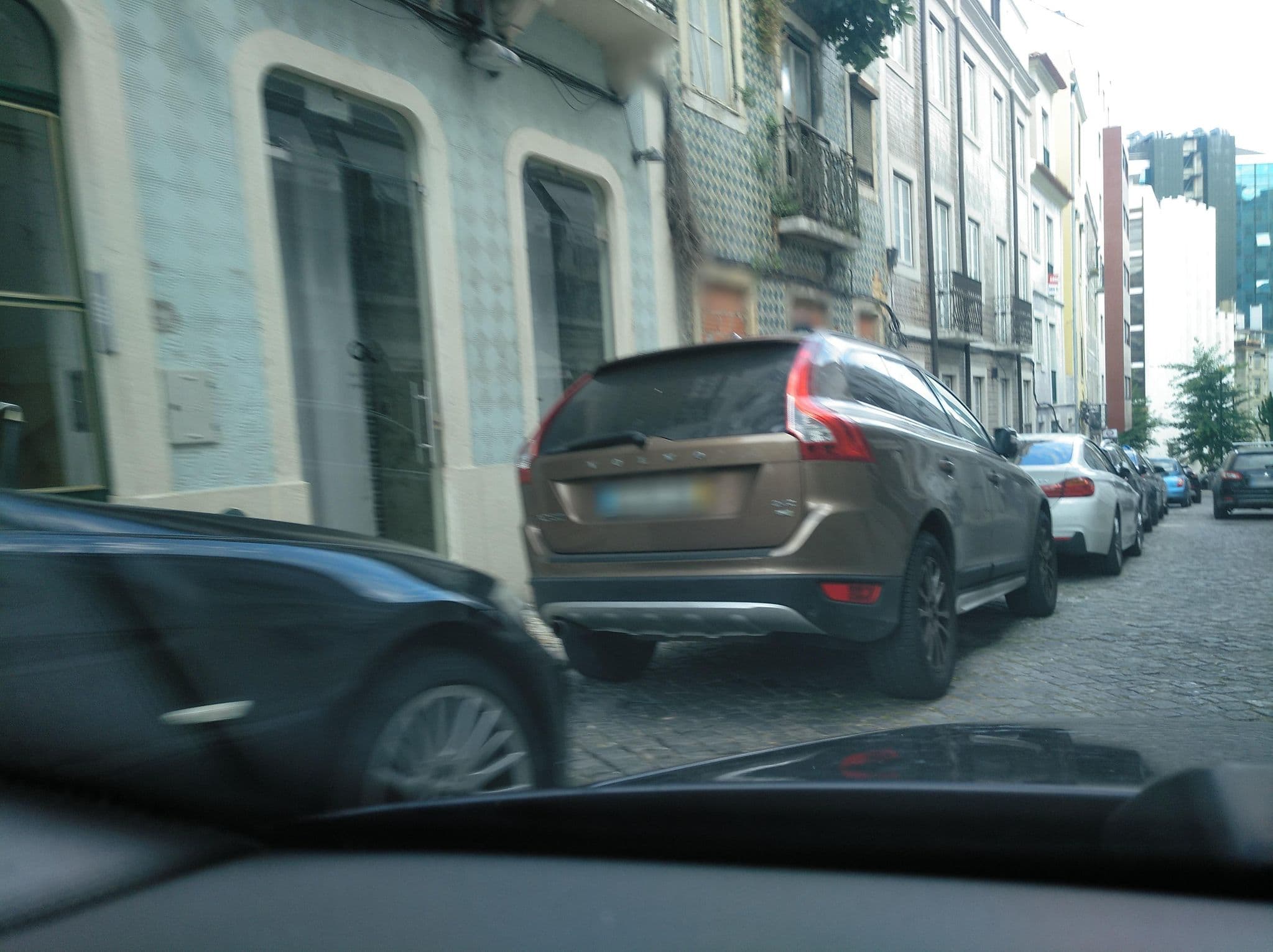 Street view near garden prince suites, Lisbon — © filohipo (CC BY-SA · Mapillary)