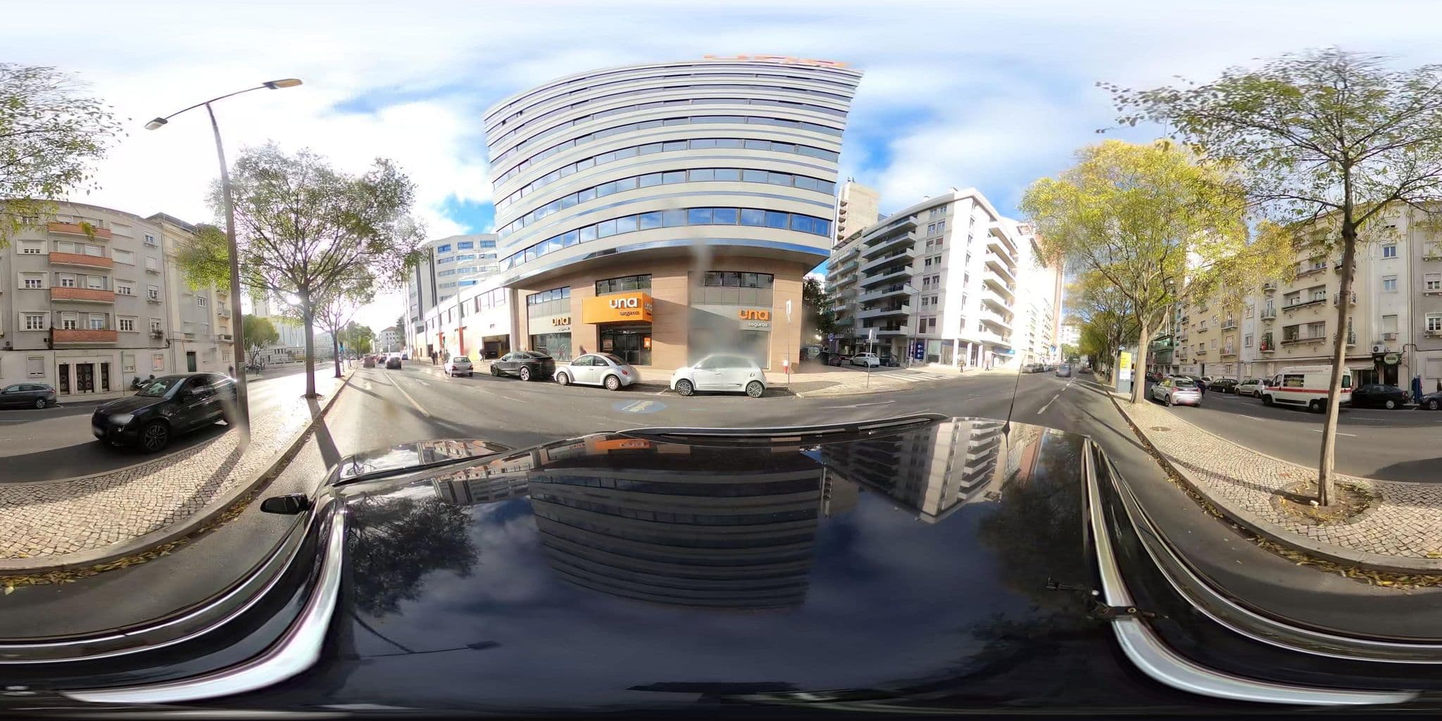 Street view near Continoteis - Hotelaria e Turismo, Campo Pequeno — © filohipo (CC BY-SA · Mapillary)