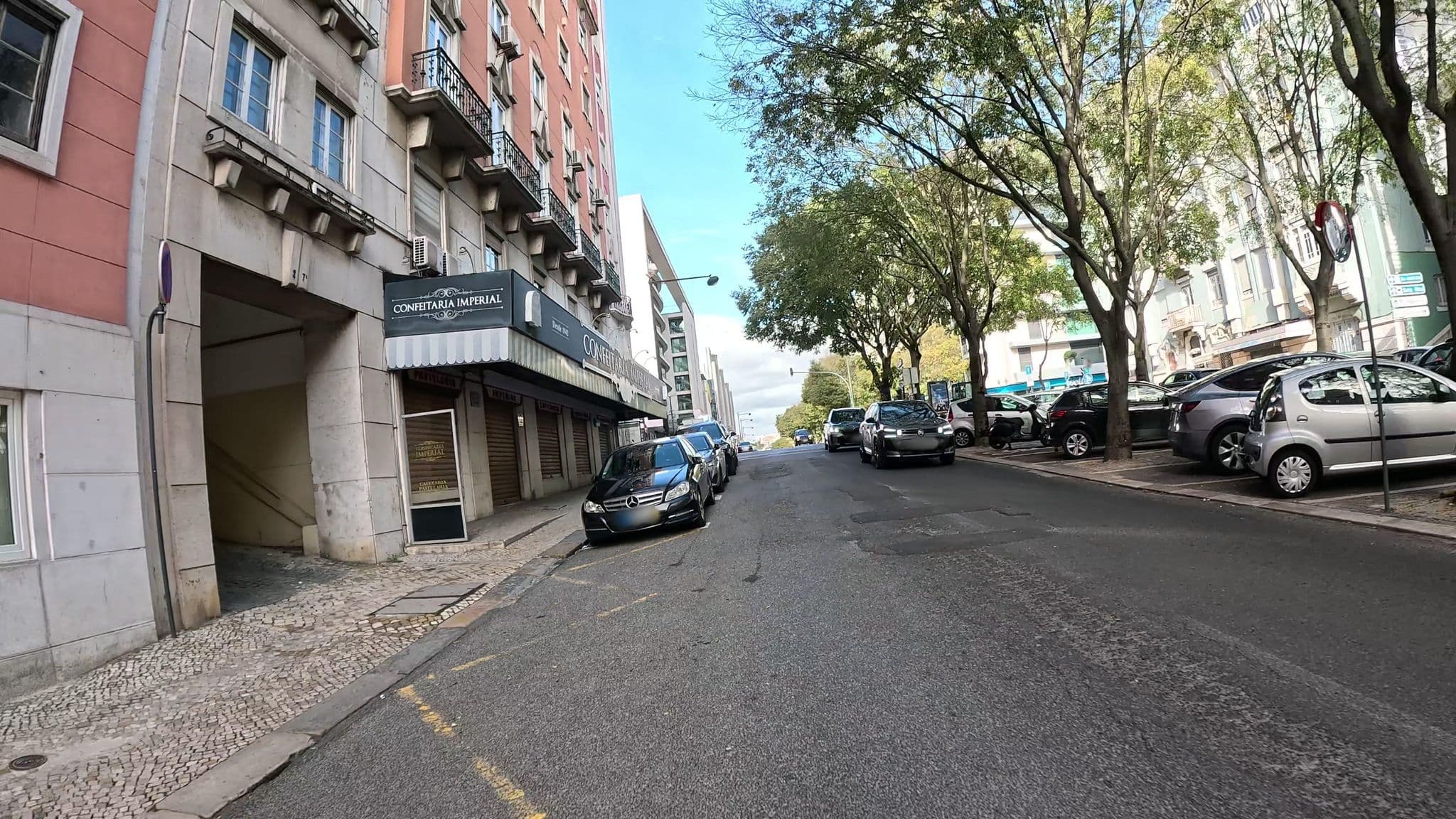 Street view near Alif - Empreendimentos Turísticos, São Sebastião da Pedreira — © danielagos12 (CC BY-SA · Mapillary)