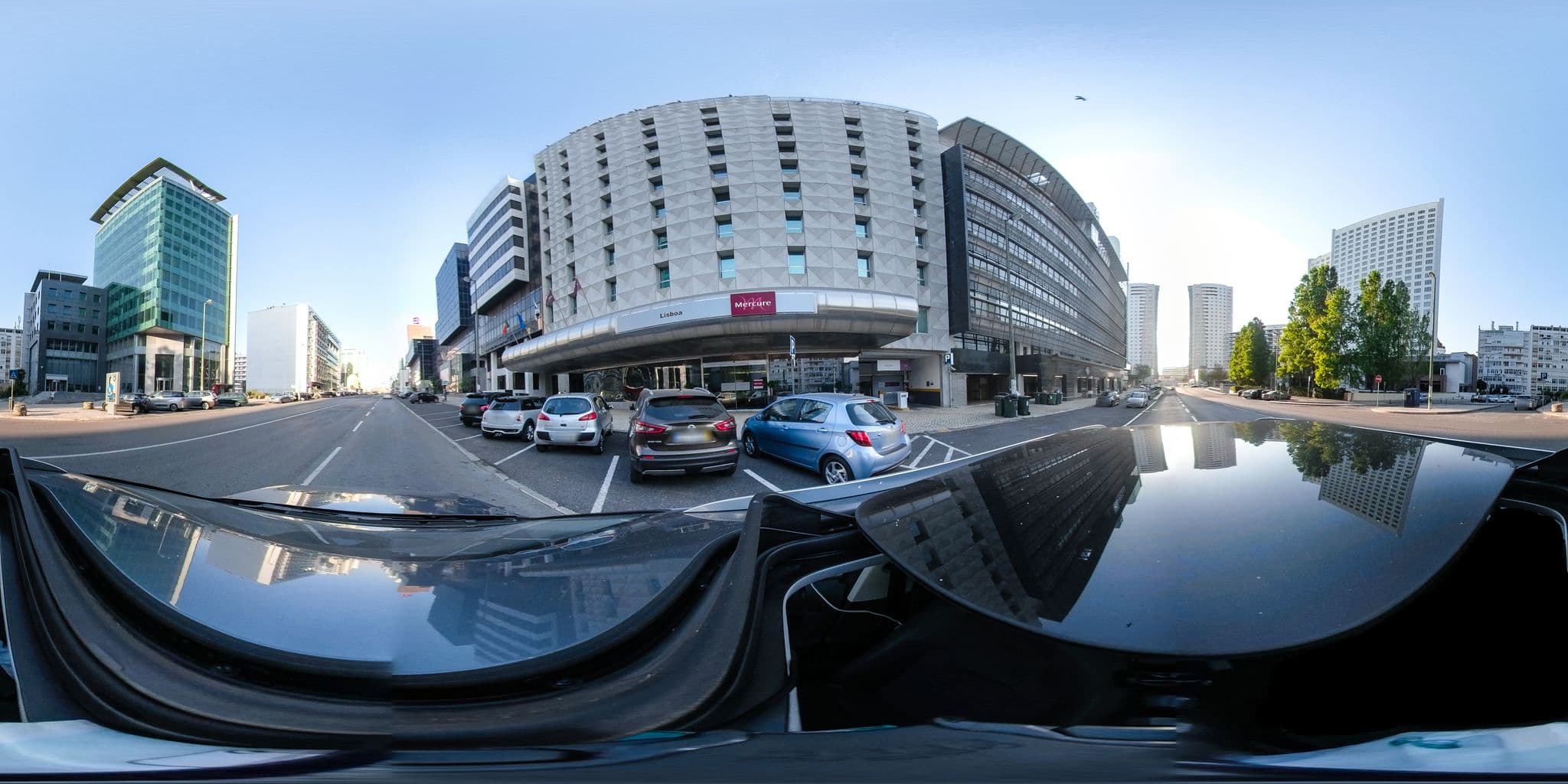 Street view near Roof Top Pool, Sete Rios — © davipt (CC BY-SA · Mapillary)