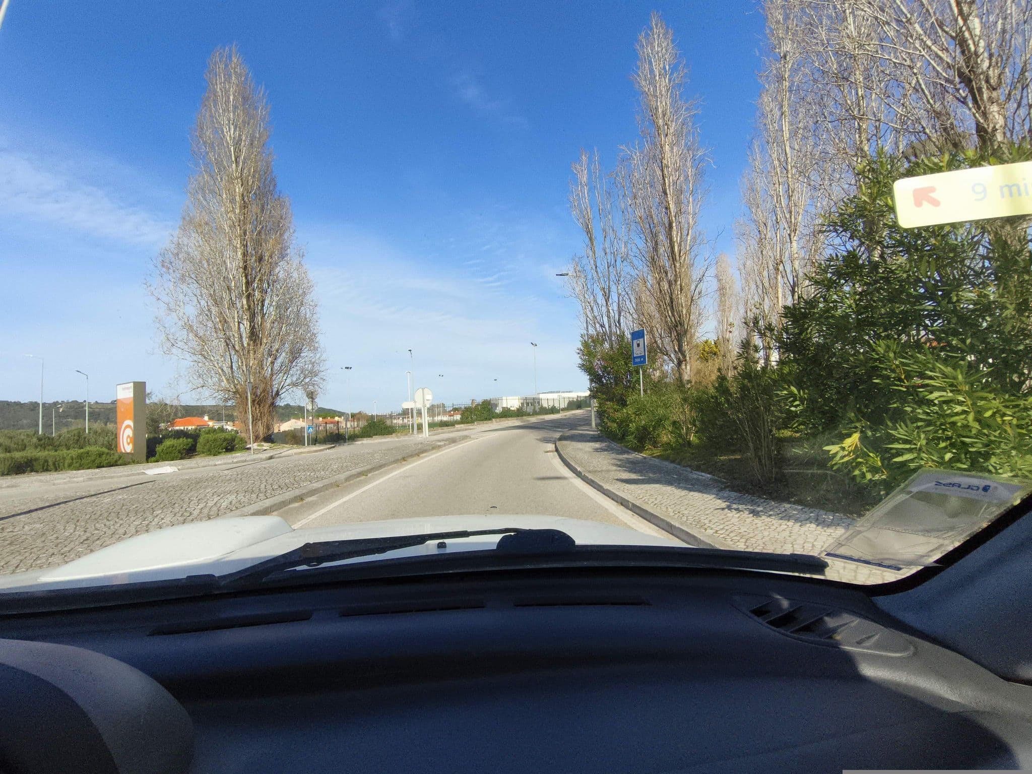 Street view near Praia D'El Rey Golf & Beach Resort, Óbidos — © BMFDUARTE (CC BY-SA · Mapillary)
