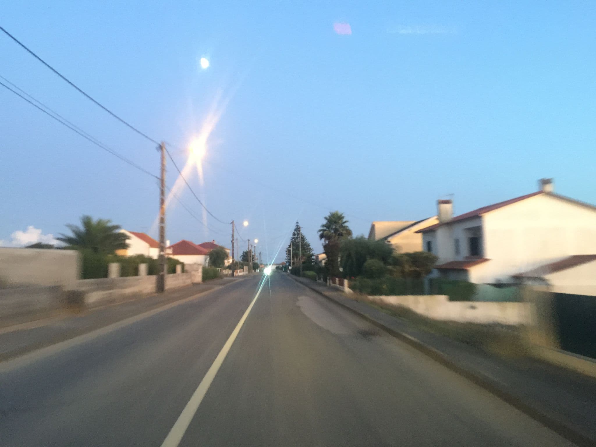 Street view near Quinta Juncal - Turismo e Lazer, Lourinhã — © ptmap (CC BY-SA · Mapillary)