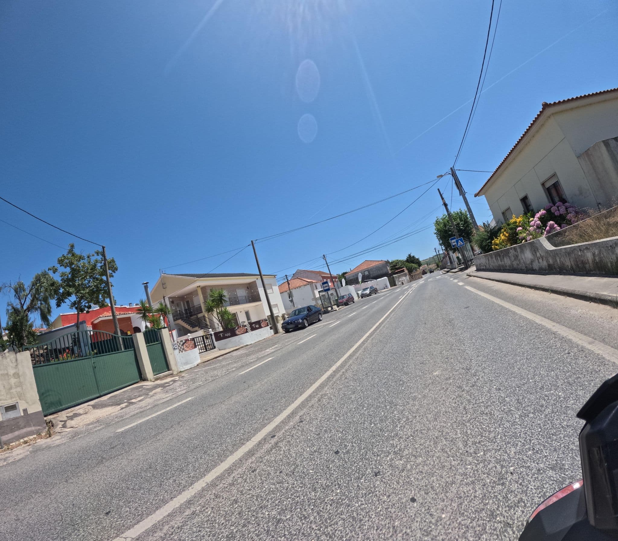 Street view near Pátio da Figueira, Torres Vedras — © danielagos12 (CC BY-SA · Mapillary)