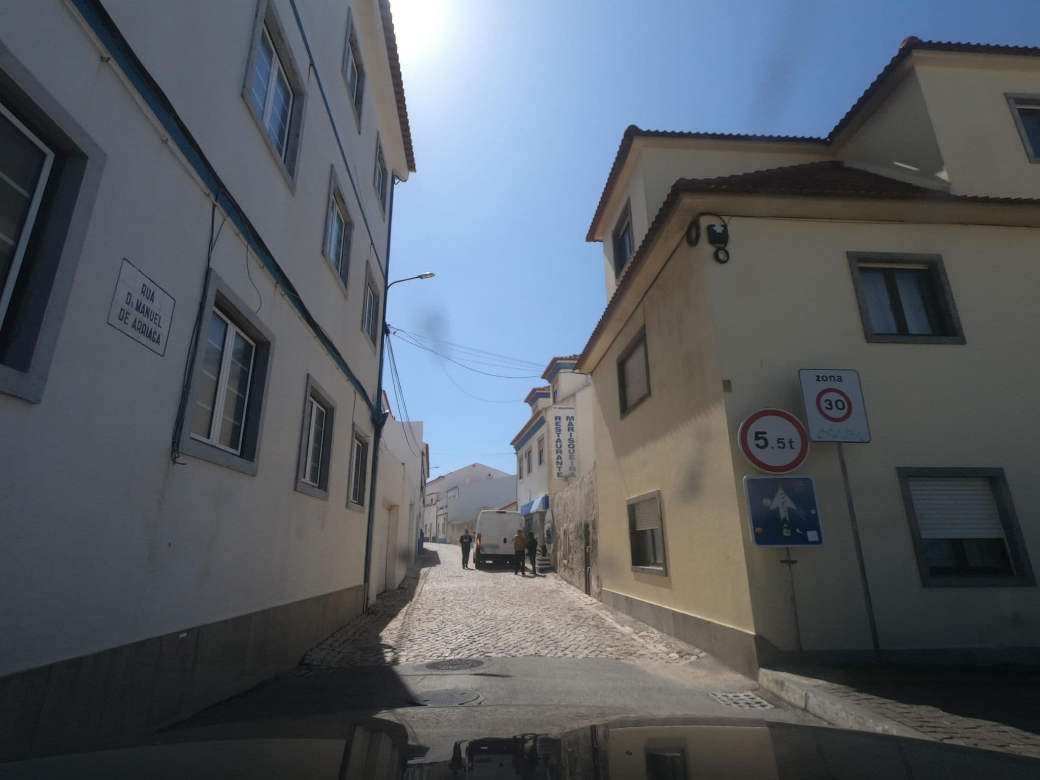Street view near Lone Surfer Hostel, Ericeira — © filohipo (CC BY-SA · Mapillary)
