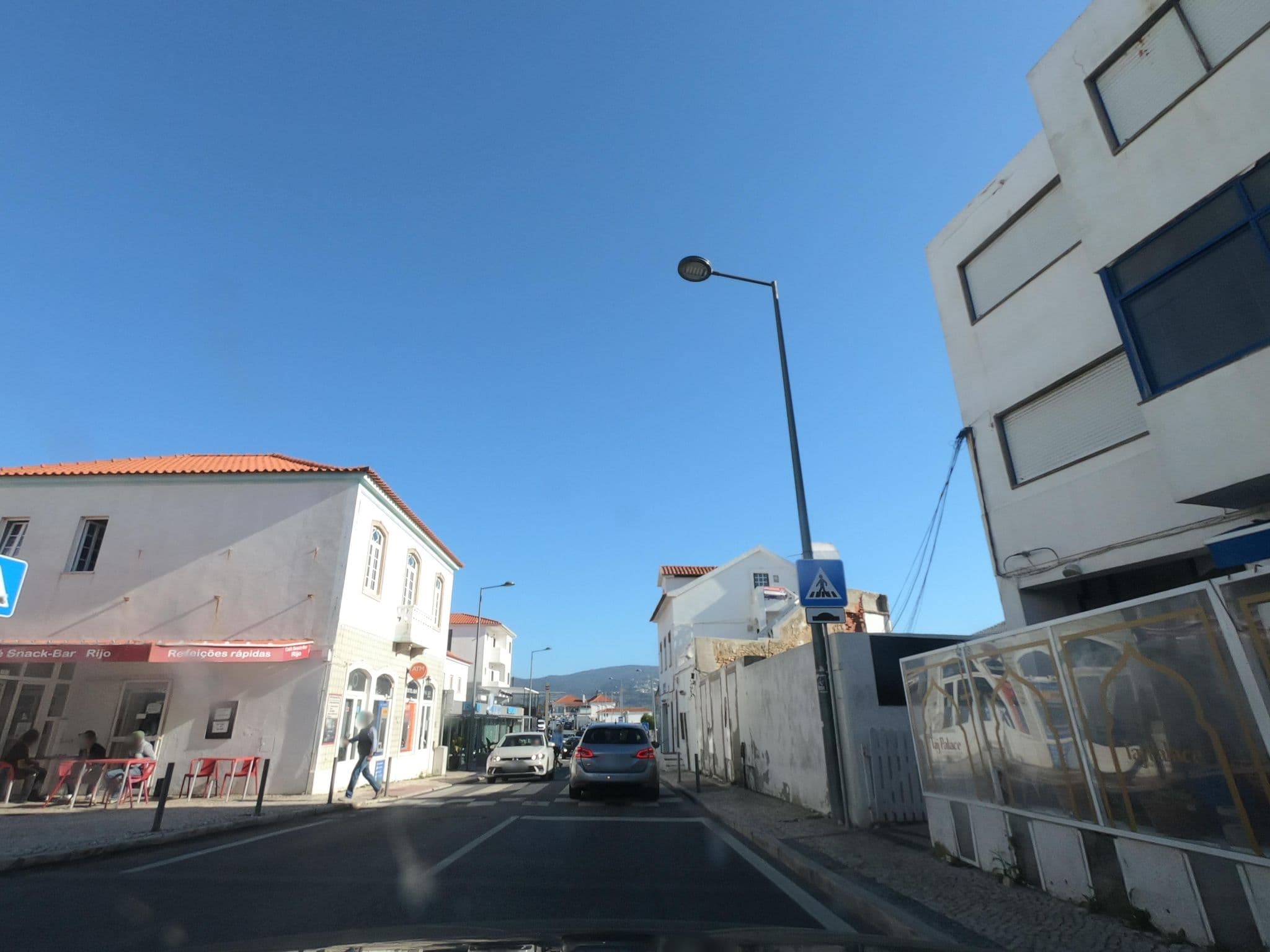 Street view near Apples BBC, Fontanelas — © filohipo (CC BY-SA · Mapillary)