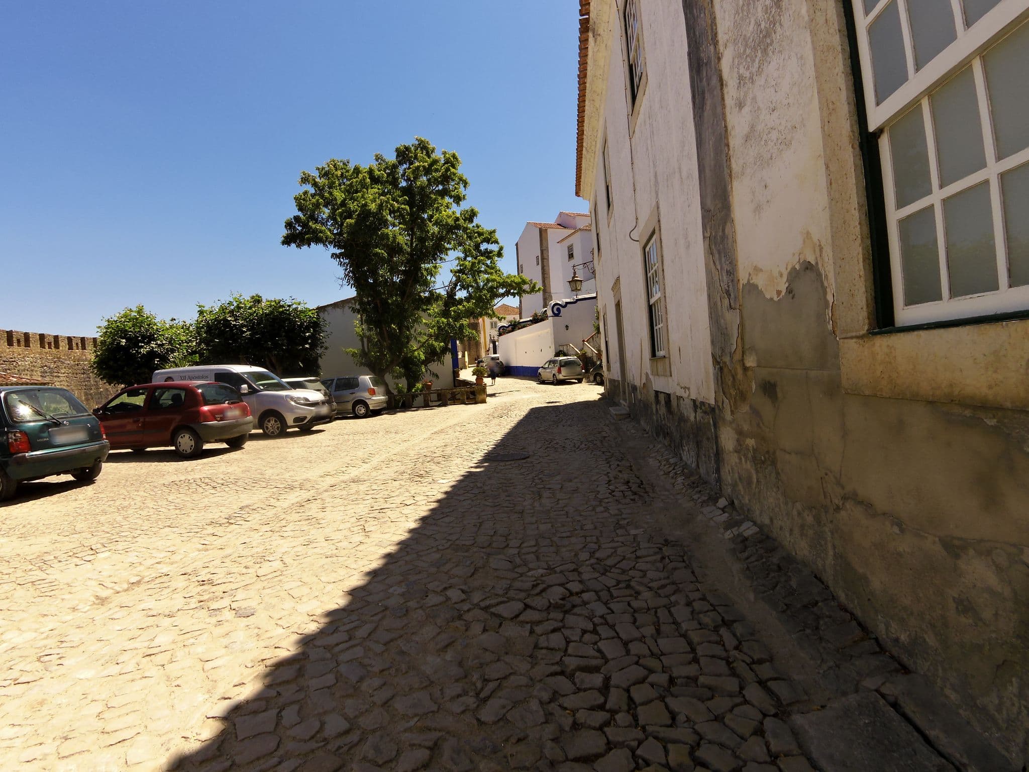 Street view near Pousada Vila Óbidos, Óbidos — © zors1843 (CC BY-SA · Mapillary)