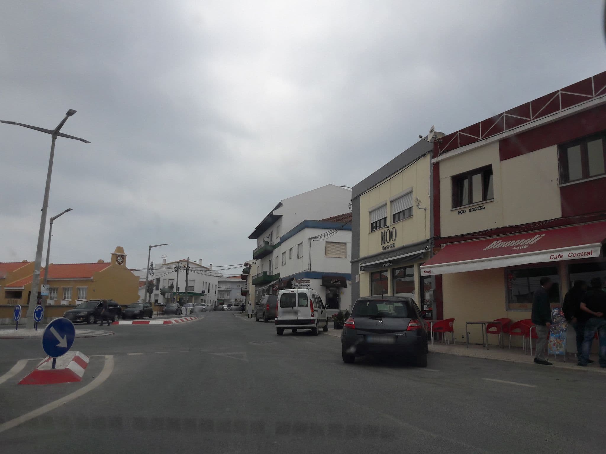 Street view near Eco Hostel Tribodapraia, Ferrel — © ggeographer (CC BY-SA · Mapillary)
