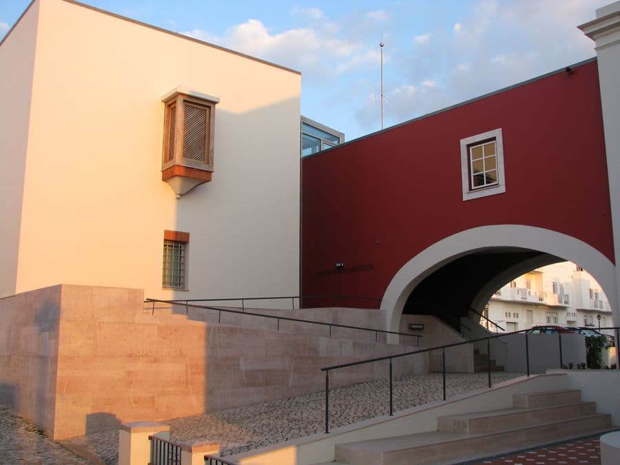 Street view near Casa do Médico, Sines — © barragon (CC BY-SA · Mapillary)