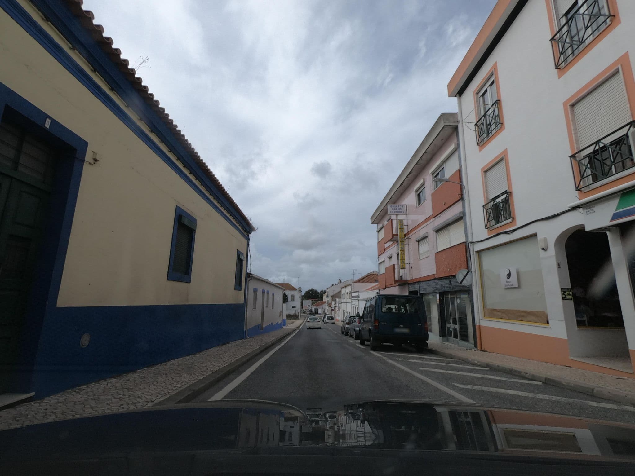 Street view near Pensão Primavera, Vendas Novas — © filohipo (CC BY-SA · Mapillary)