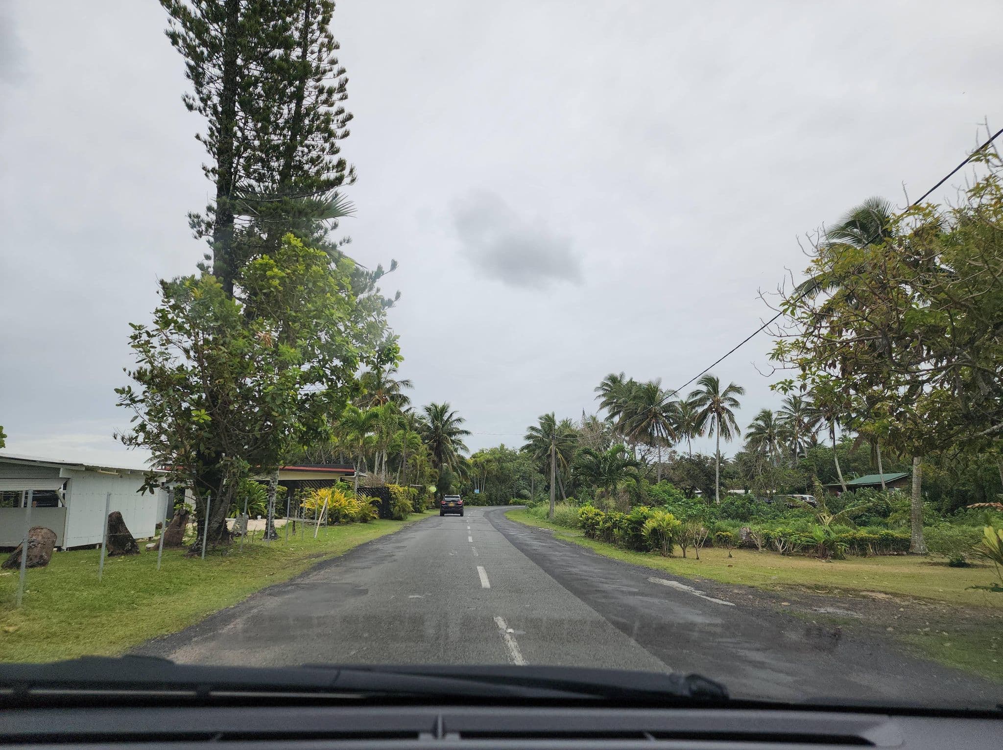 Street view near Arapati Beach Bach, Avarua — © jthnz (CC BY-SA · Mapillary)