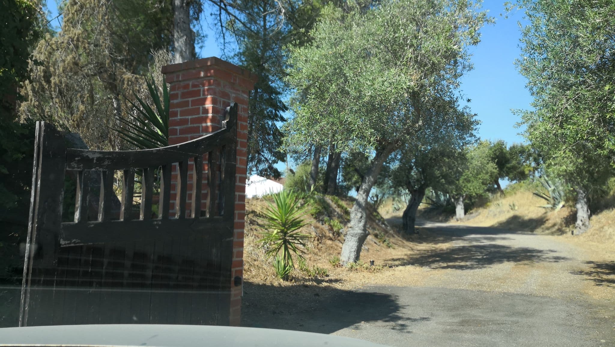 Street view near VALEDOGAIO, Alcácer do Sal — © sanjorgepinho (CC BY-SA · Mapillary)