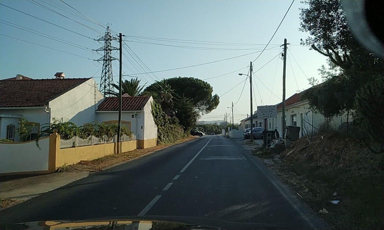 Street view near Envergadura Portugal-Hotelaria e Investimentos S.A., Setúbal — © sanjorgepinho (CC BY-SA · Mapillary)