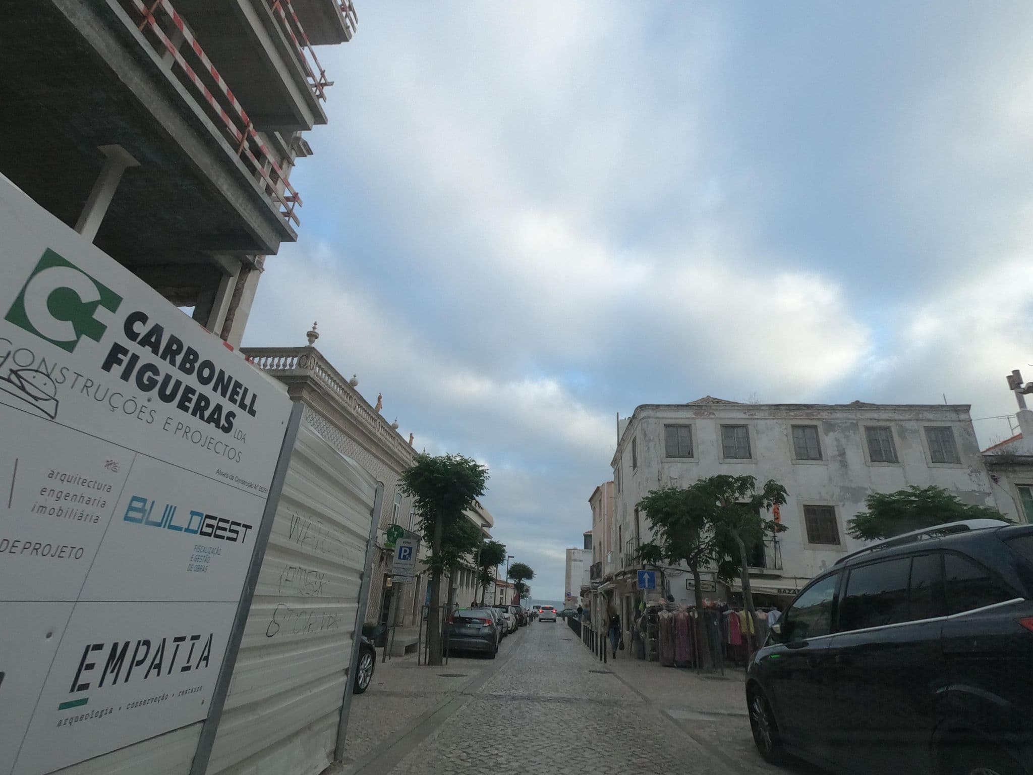 Street view near Casa Sesimbra, Sesimbra — © filohipo (CC BY-SA · Mapillary)