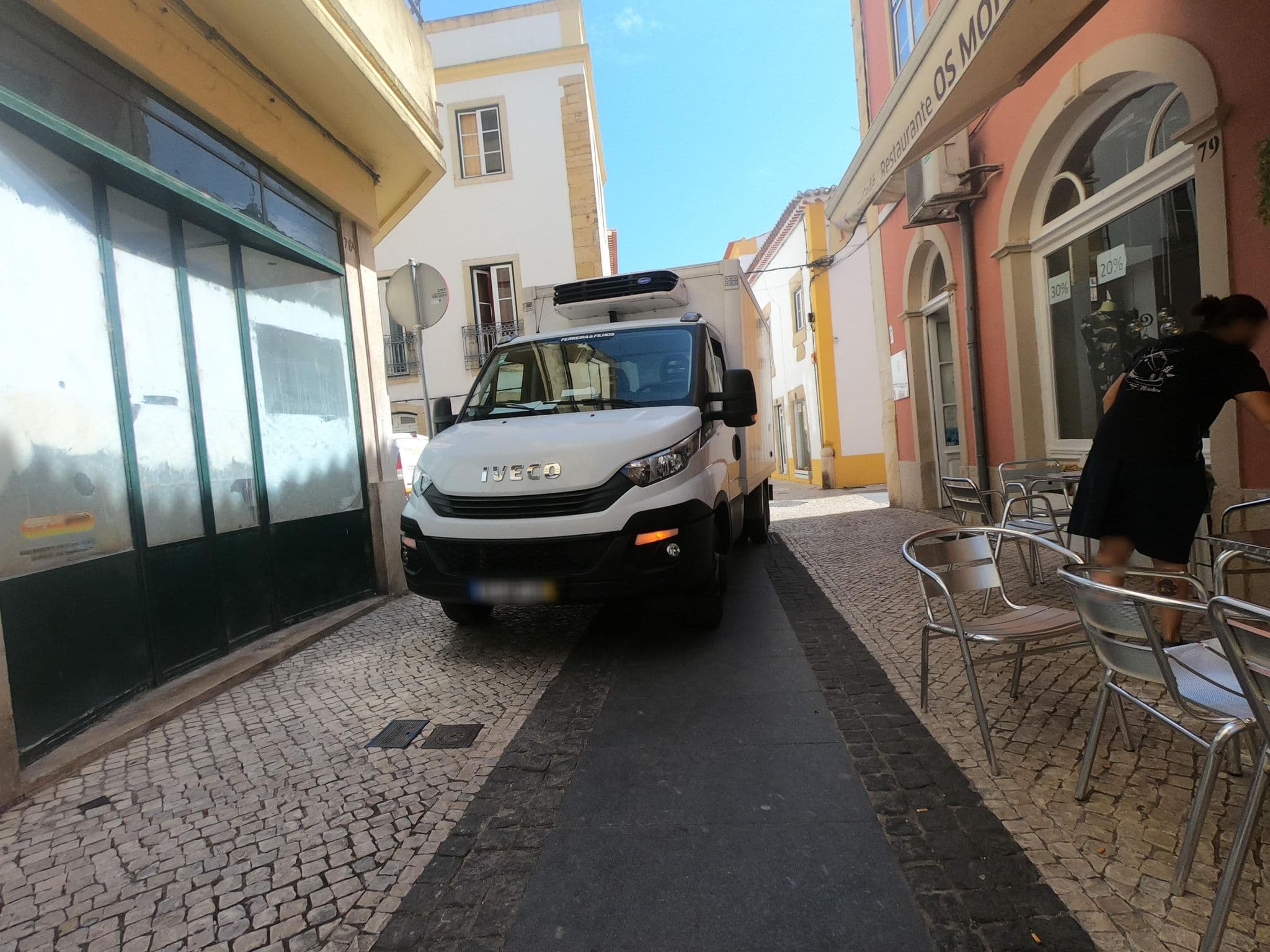 Street view near Pousada São Pedro, Tomar — © filohipo (CC BY-SA · Mapillary)