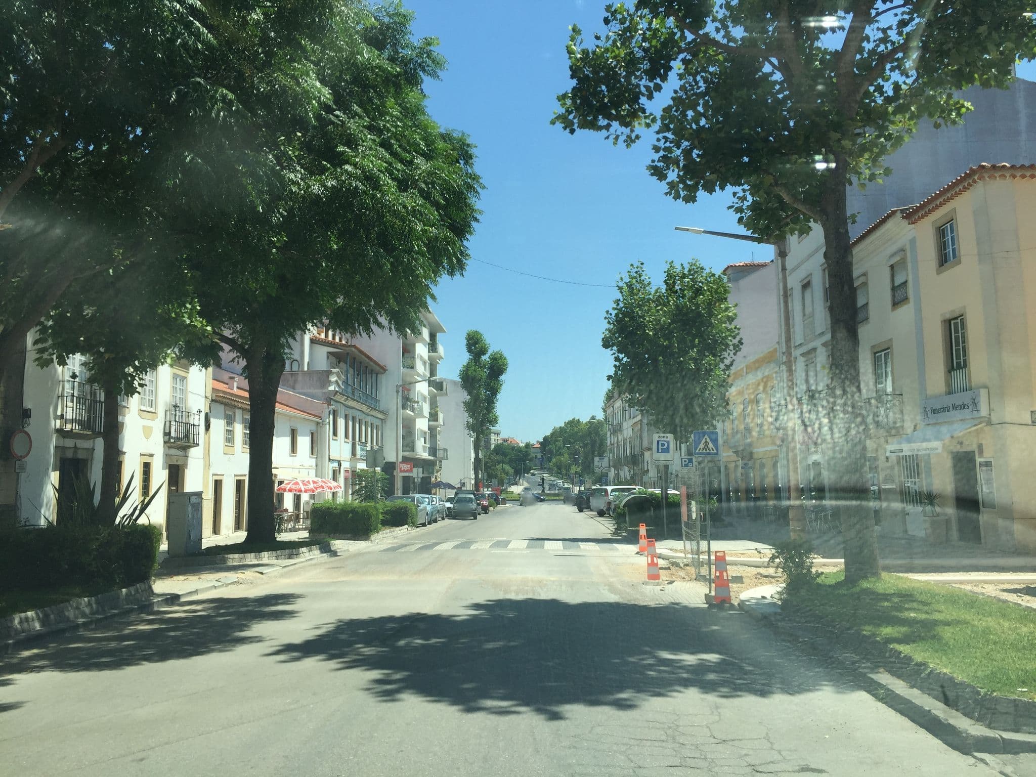 Street view near Casa Da Buganvília, Tomar — © ptmap (CC BY-SA · Mapillary)