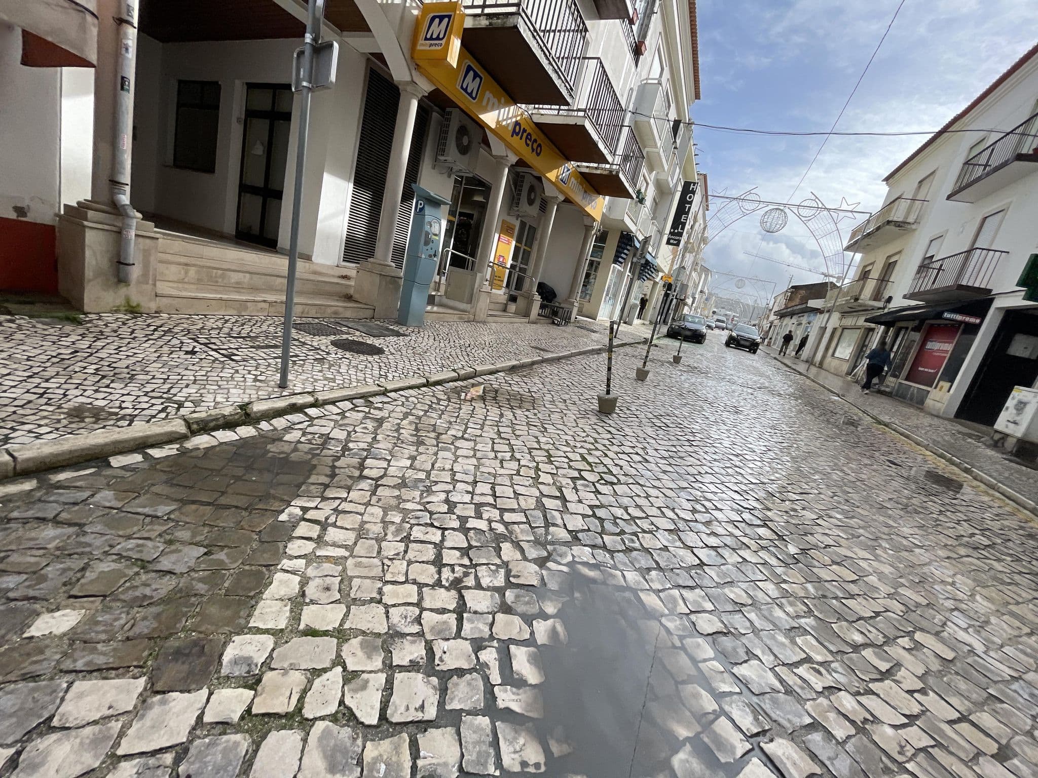 Street view near O Diogo - Actividades Hoteleiras, Nazaré — © egorka (CC BY-SA · Mapillary)