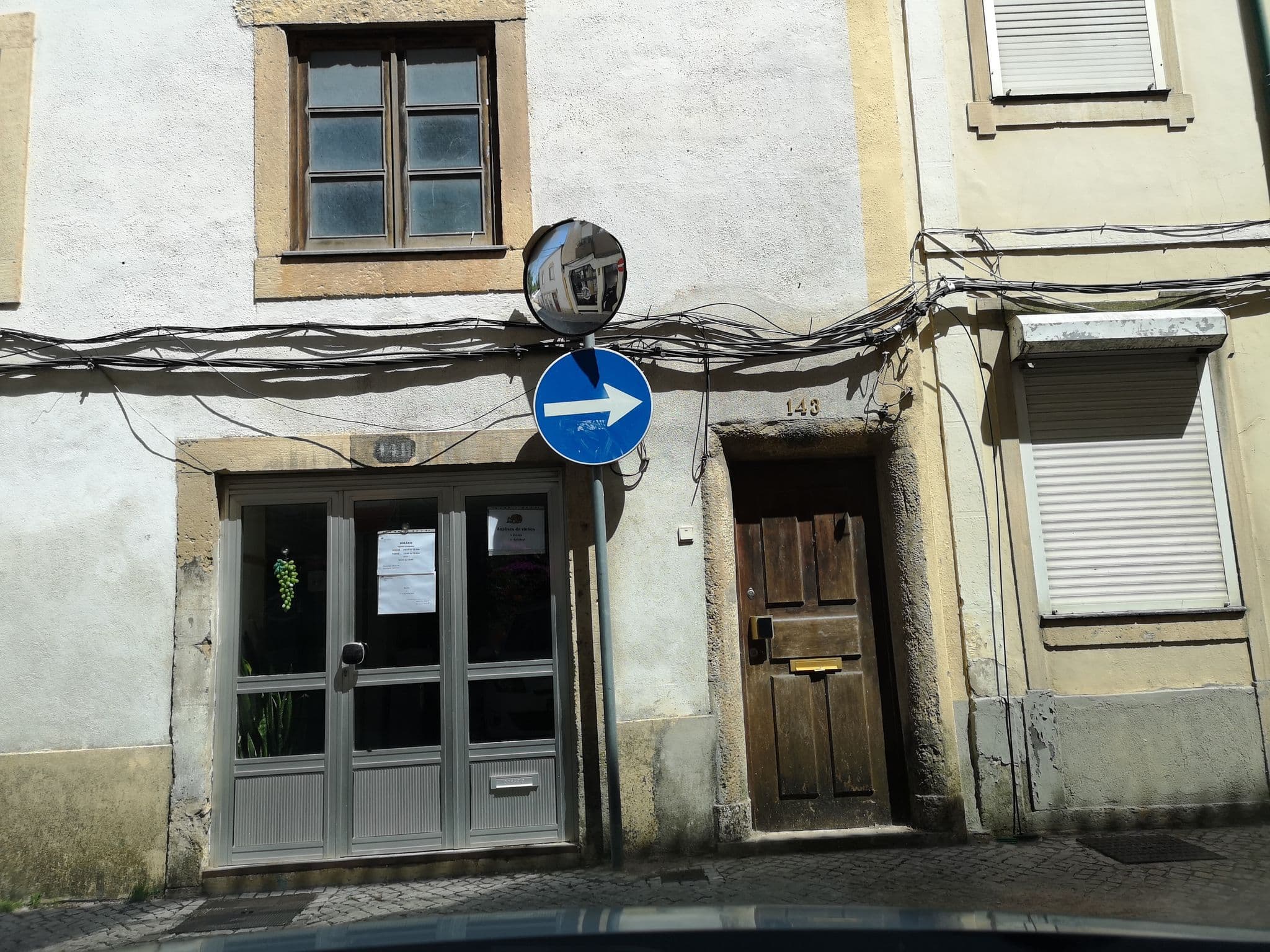 Street view near Sublitempo - Apoio Domiciliário, Unipessoal, Tomar — © ganjo (CC BY-SA · Mapillary)
