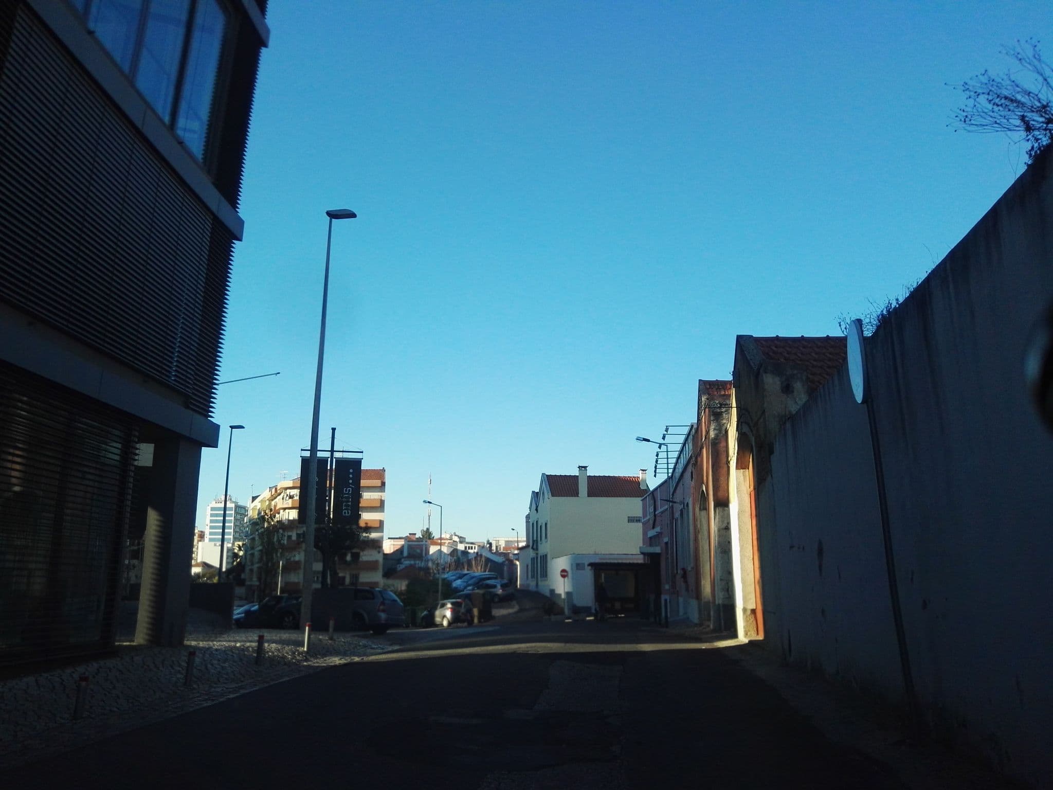 Street view near Valle dos Reis, Santarém — © filipegraciosa (CC BY-SA · Mapillary)
