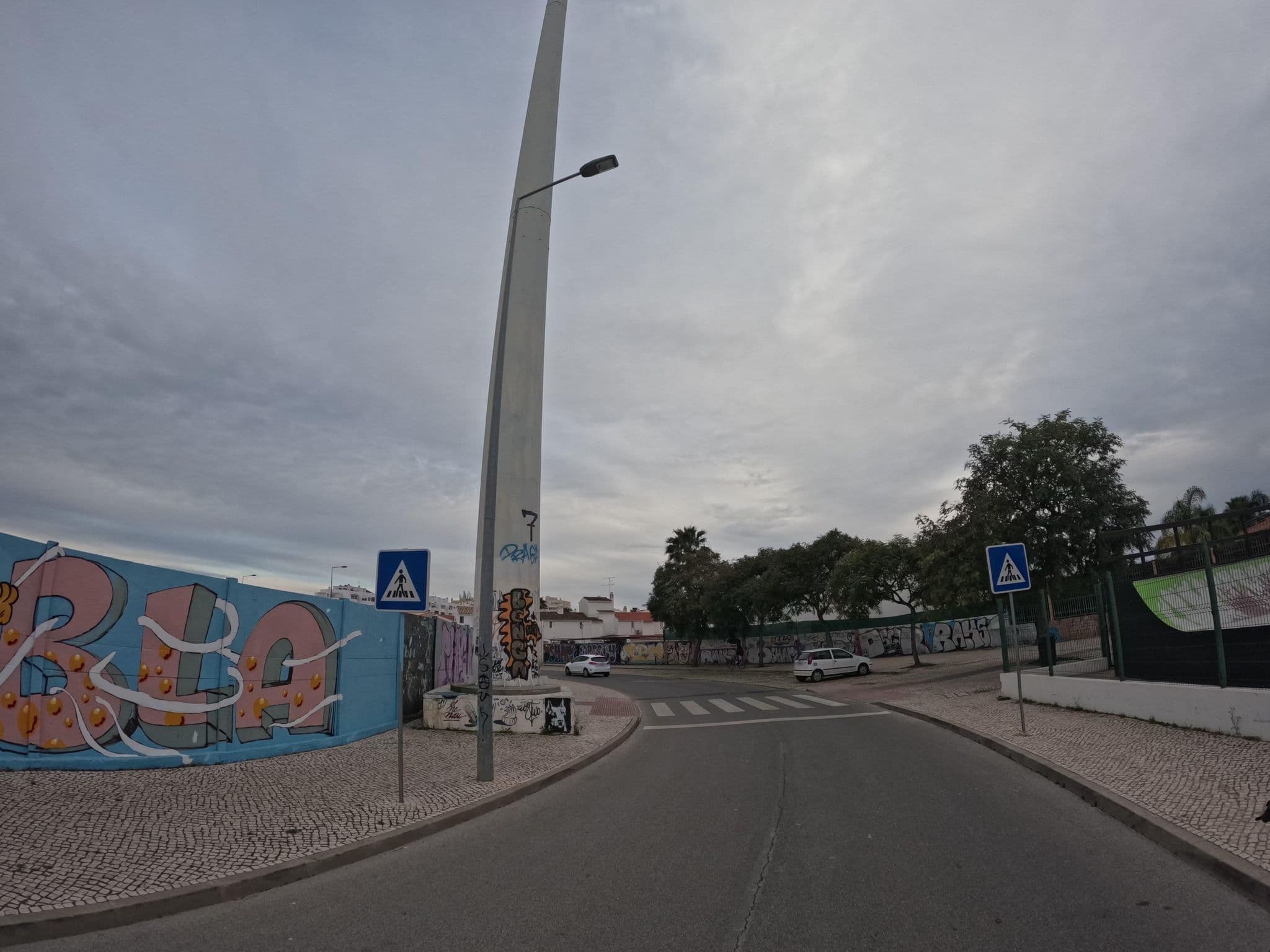 Street view near Hotel PraiaSol, Quarteira — © claudiop (CC BY-SA · Mapillary)