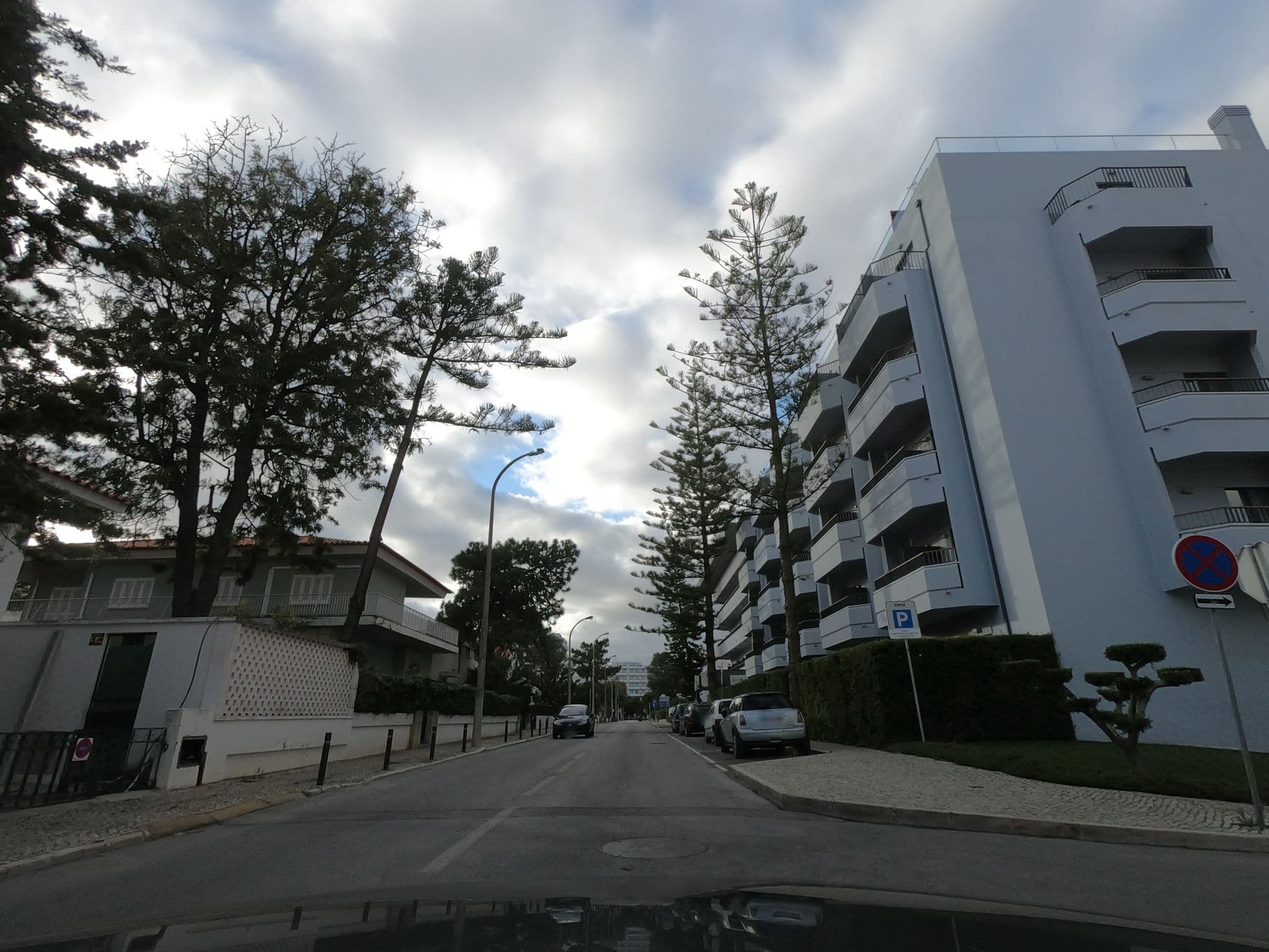 Street view near Montesol Aparthotel Monte Gordo, Monte Gordo — © filohipo (CC BY-SA · Mapillary)
