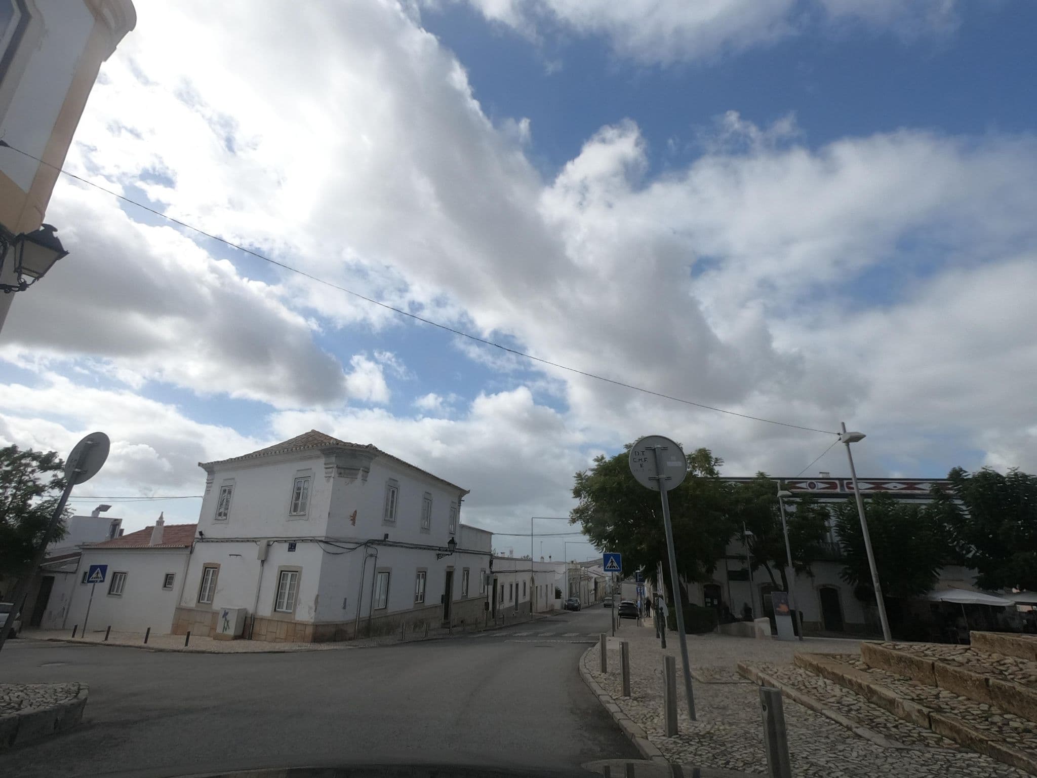 Street view near Casa de Estoi, Estói — © filohipo (CC BY-SA · Mapillary)