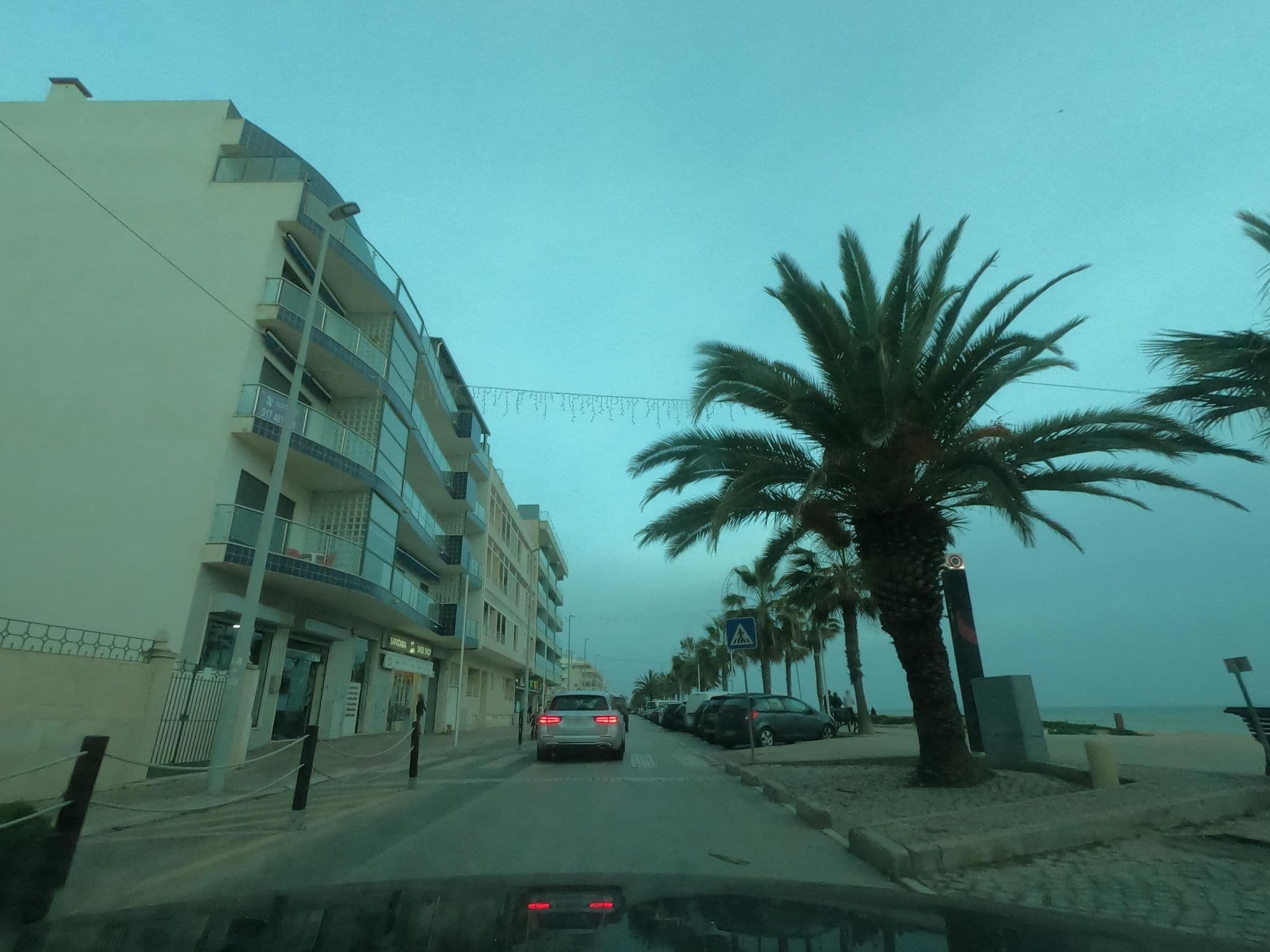 Street view near Apartamento Ocean Dreams, Quarteira — © filohipo (CC BY-SA · Mapillary)